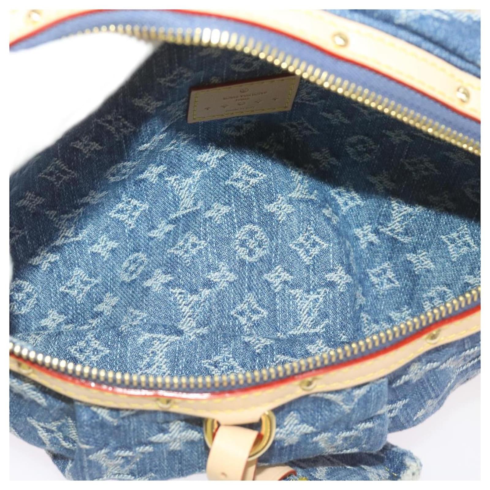 LOUIS VUITTON Monogram Denim High Rise Waist bag Blue M46837 LV Auth ar11395SM  ref.2376266