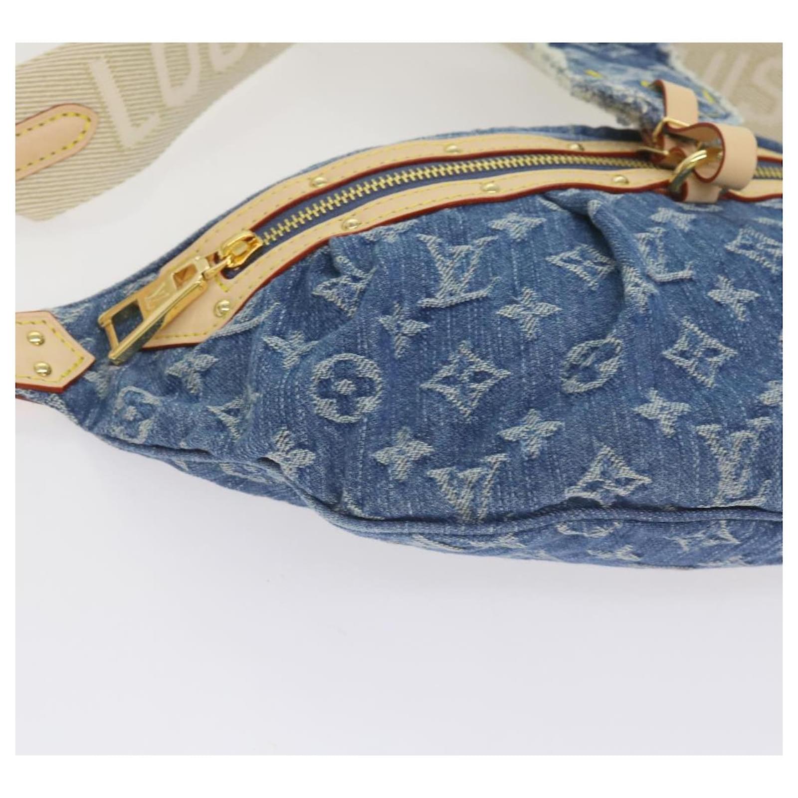 LOUIS VUITTON Monogram Denim High Rise Waist bag Blue M46837 LV Auth ar11395SM  ref.2376266