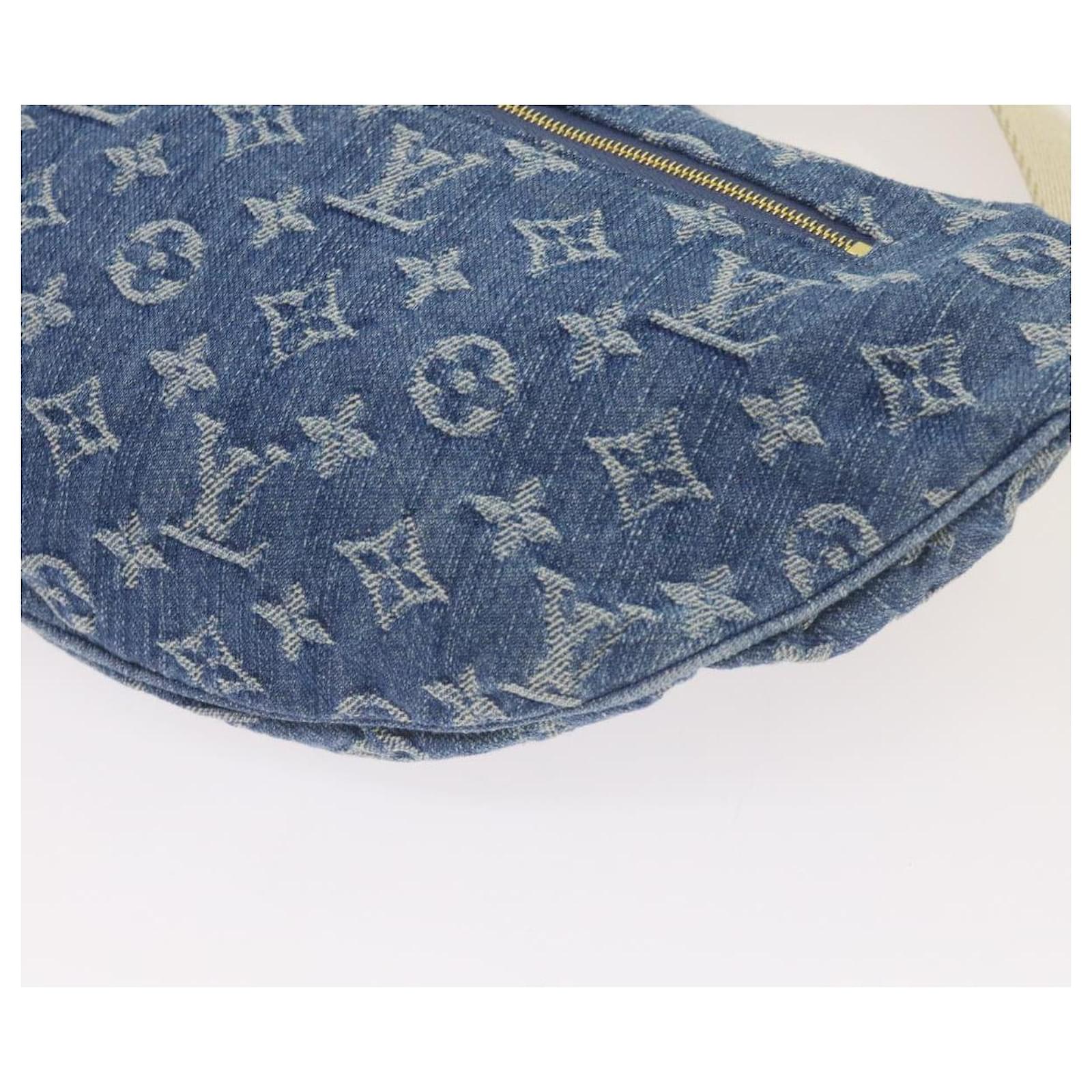 LOUIS VUITTON Monogram Denim High Rise Waist bag Blue M46837 LV Auth ar11395SM  ref.2376266