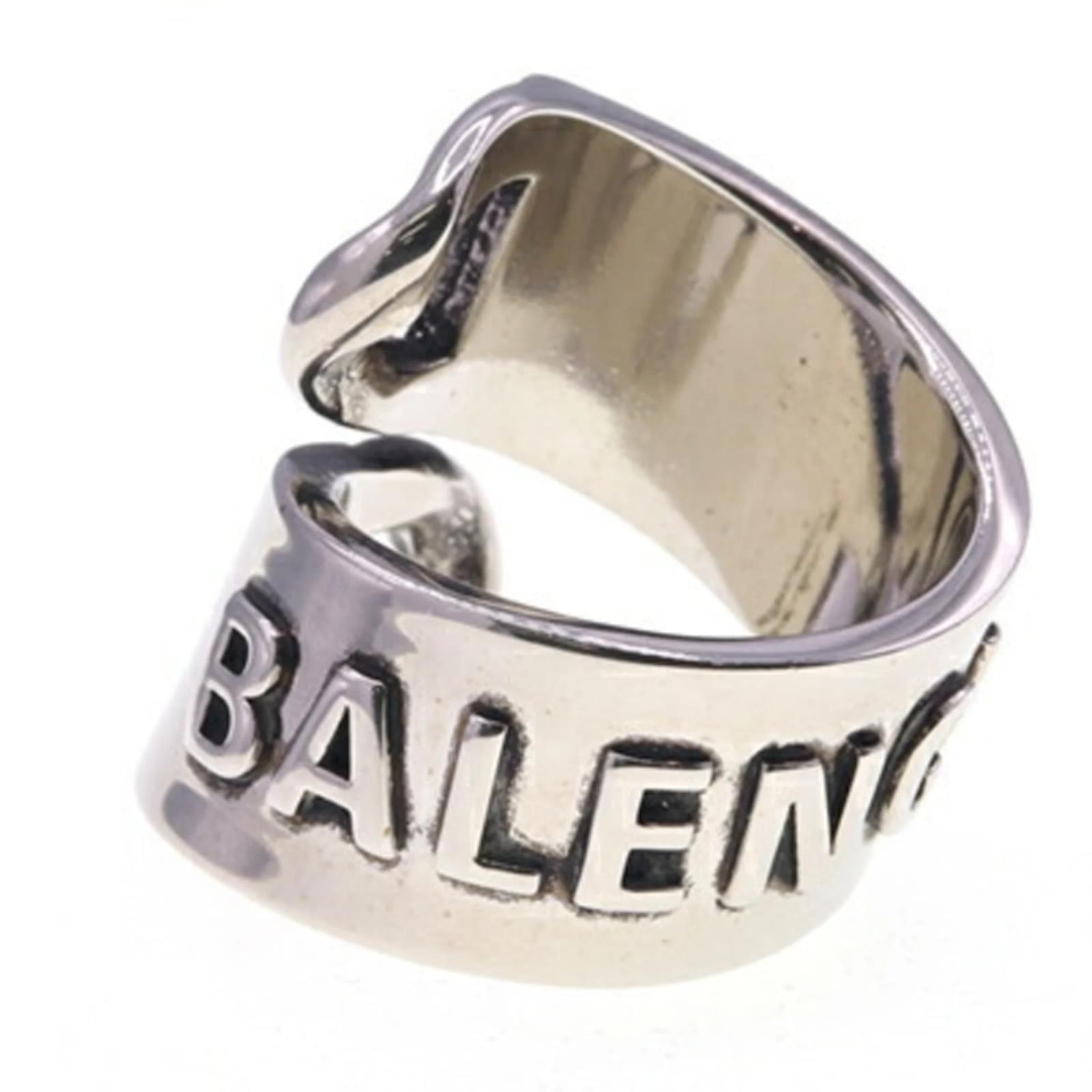 Balenciaga Gourmet Ring Silvery Metal ref.JC2397067 (Sold) - Joli