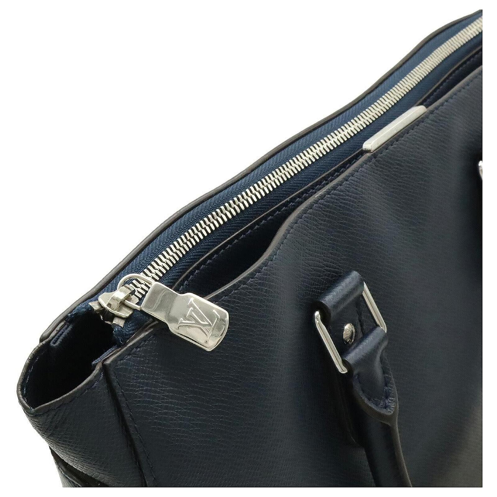 Louis Vuitton Taiga Anton Tote Bag Blue Leather Pony-style calfskin ref.2397418