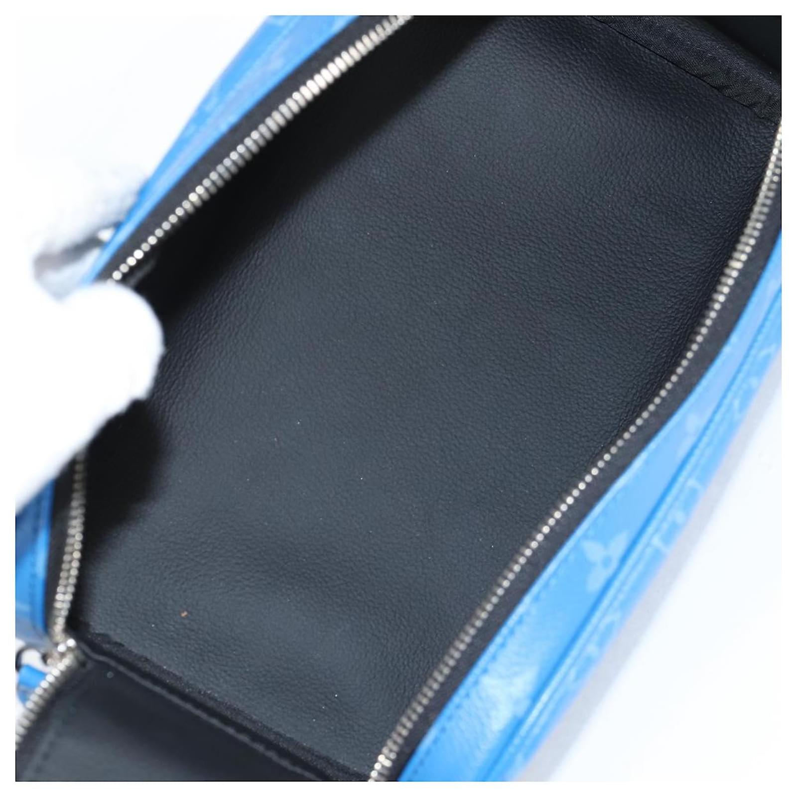 LOUIS VUITTON Tiger Lama Monogram Dopp Kit Clutch Bag Blue M30849 Auth 130475M Leather ref.2399238