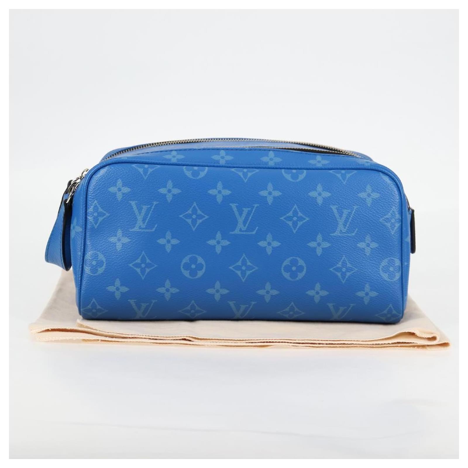 LOUIS VUITTON Tiger Lama Monogram Dopp Kit Clutch Bag Blue M30849 Auth 130475M Leather ref.2399238