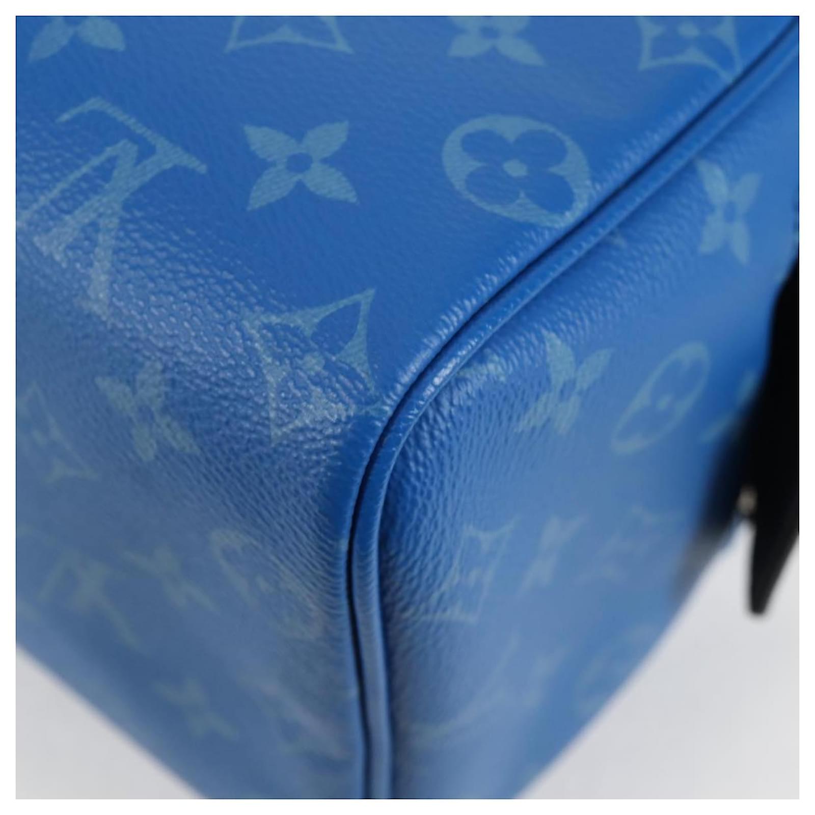 LOUIS VUITTON Tiger Lama Monogram Dopp Kit Clutch Bag Blue M30849 Auth 130475M Leather ref.2399238