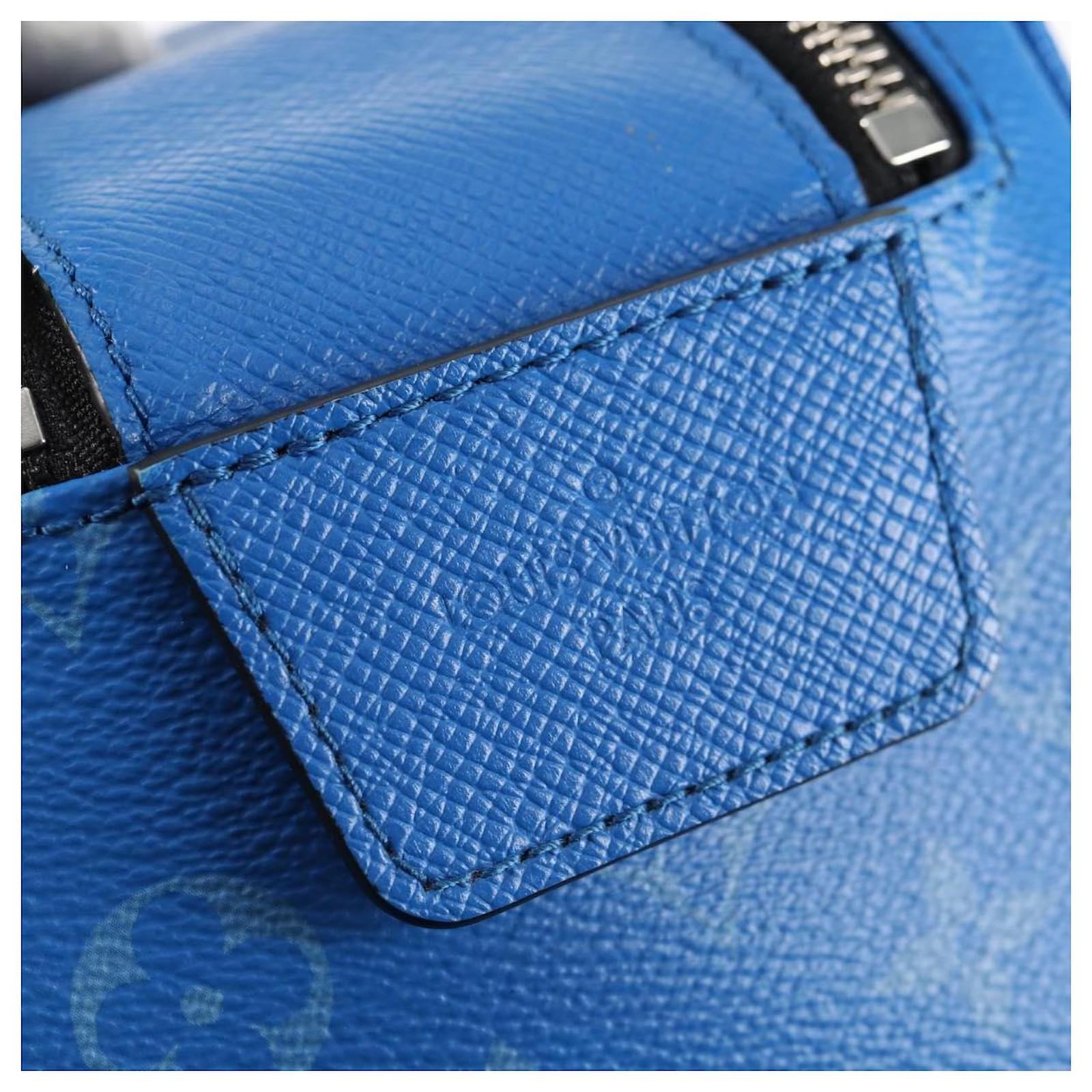 LOUIS VUITTON Tiger Lama Monogram Dopp Kit Clutch Bag Blue M30849 Auth 130475M Leather ref.2399238