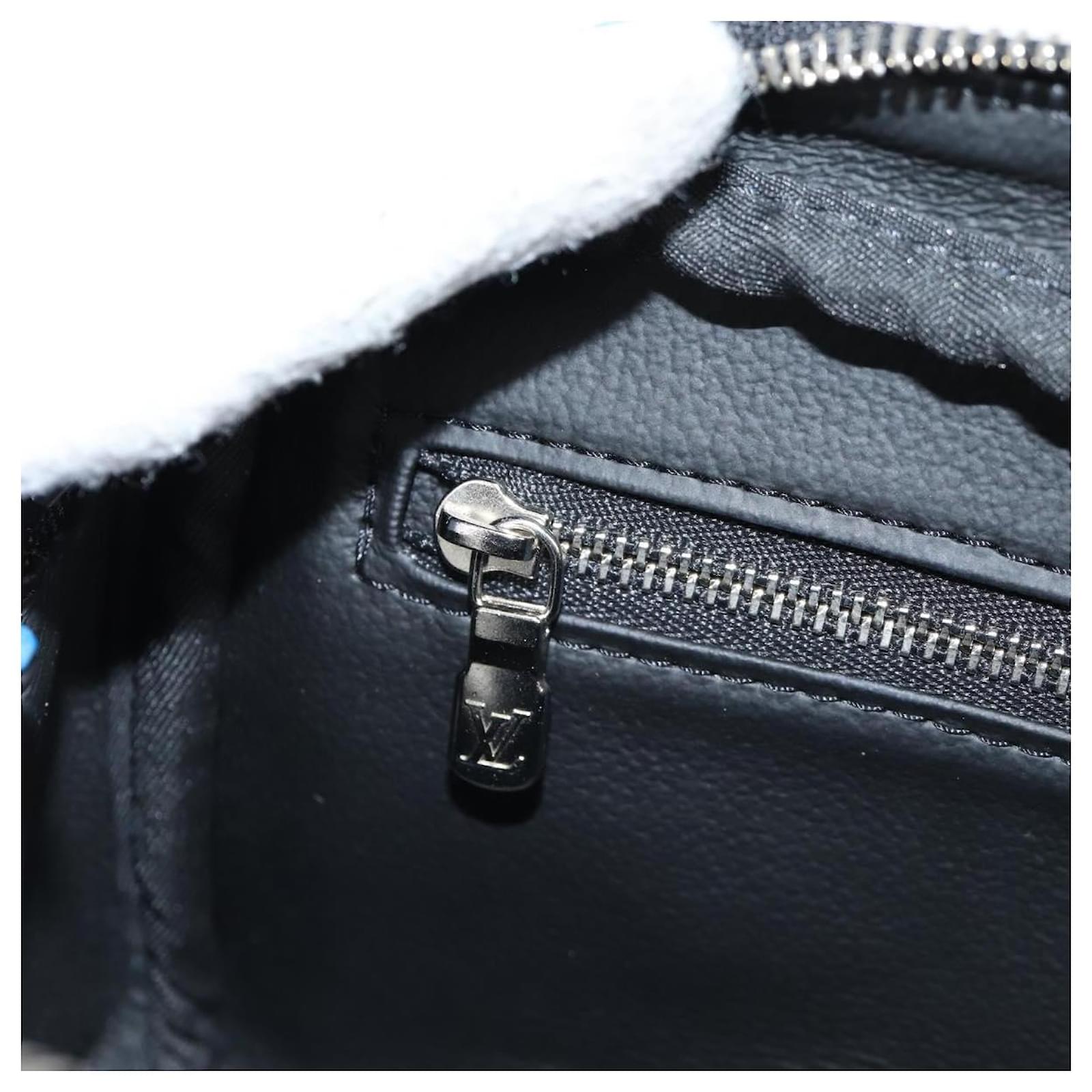 LOUIS VUITTON Tiger Lama Monogram Dopp Kit Clutch Bag Blue M30849 Auth 130475M Leather ref.2399238