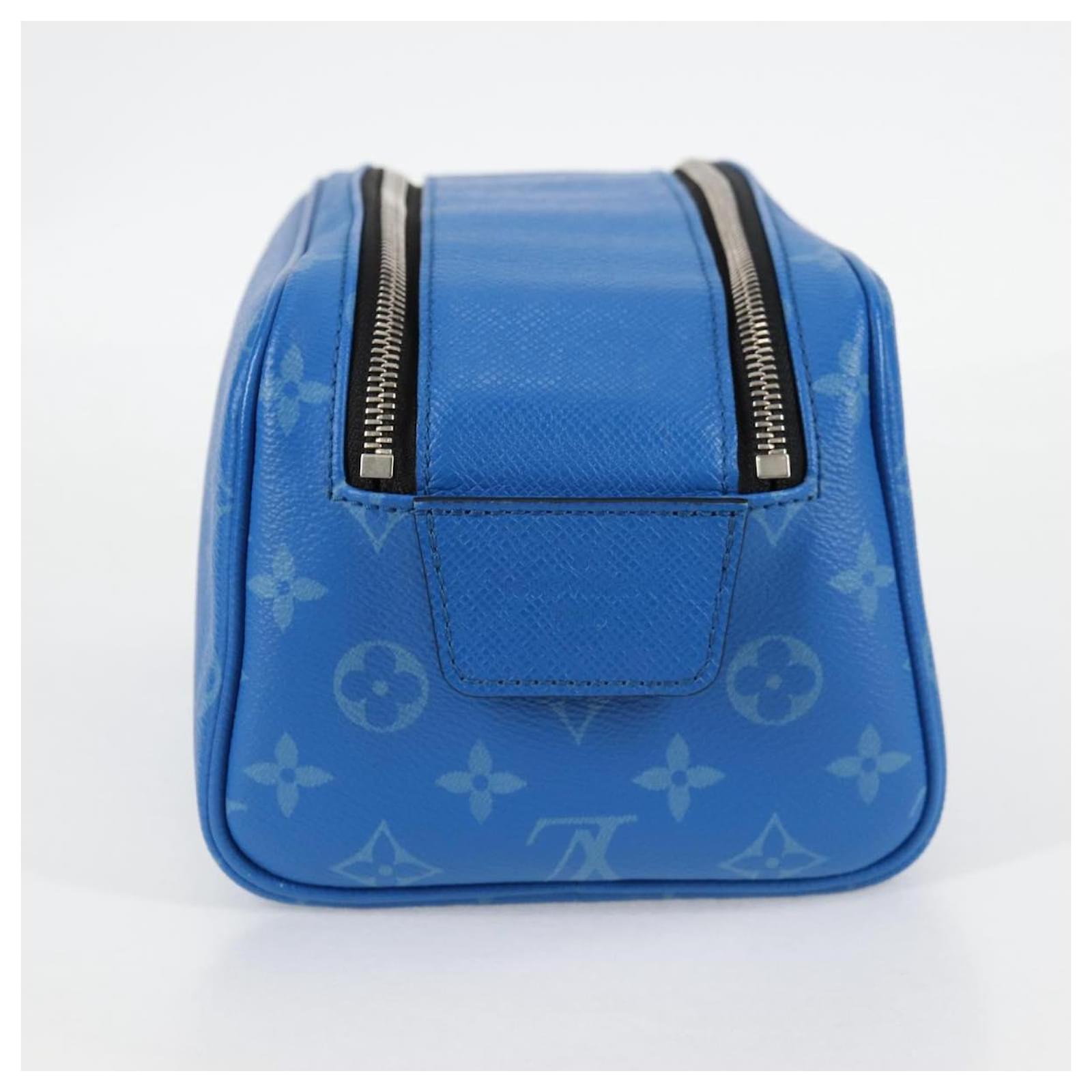 LOUIS VUITTON Tiger Lama Monogram Dopp Kit Clutch Bag Blue M30849 Auth 130475M Leather ref.2399238