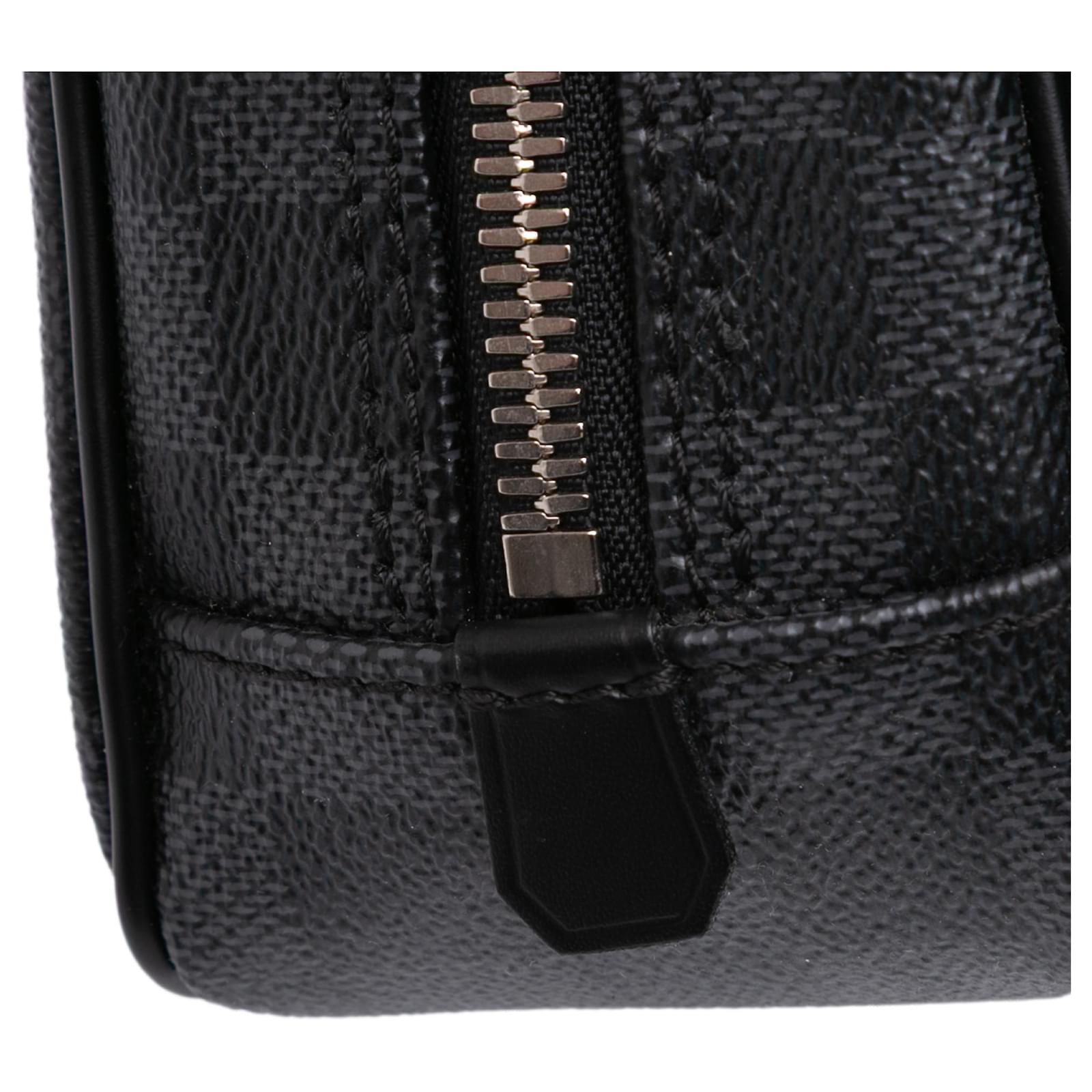 Louis Vuitton Black Damier Graphite Hanging Toiletry Kit Pouch Cloth  ref.2400747