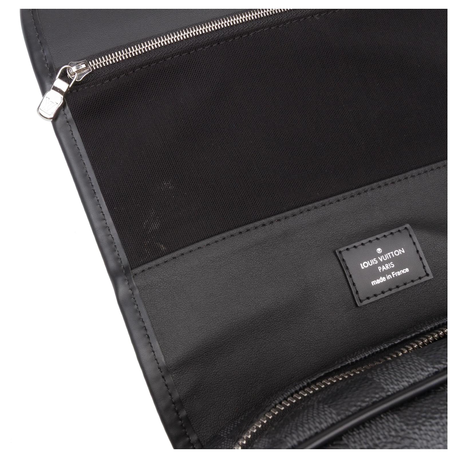Louis Vuitton Black Damier Graphite Hanging Toiletry Kit Pouch Cloth  ref.2400747