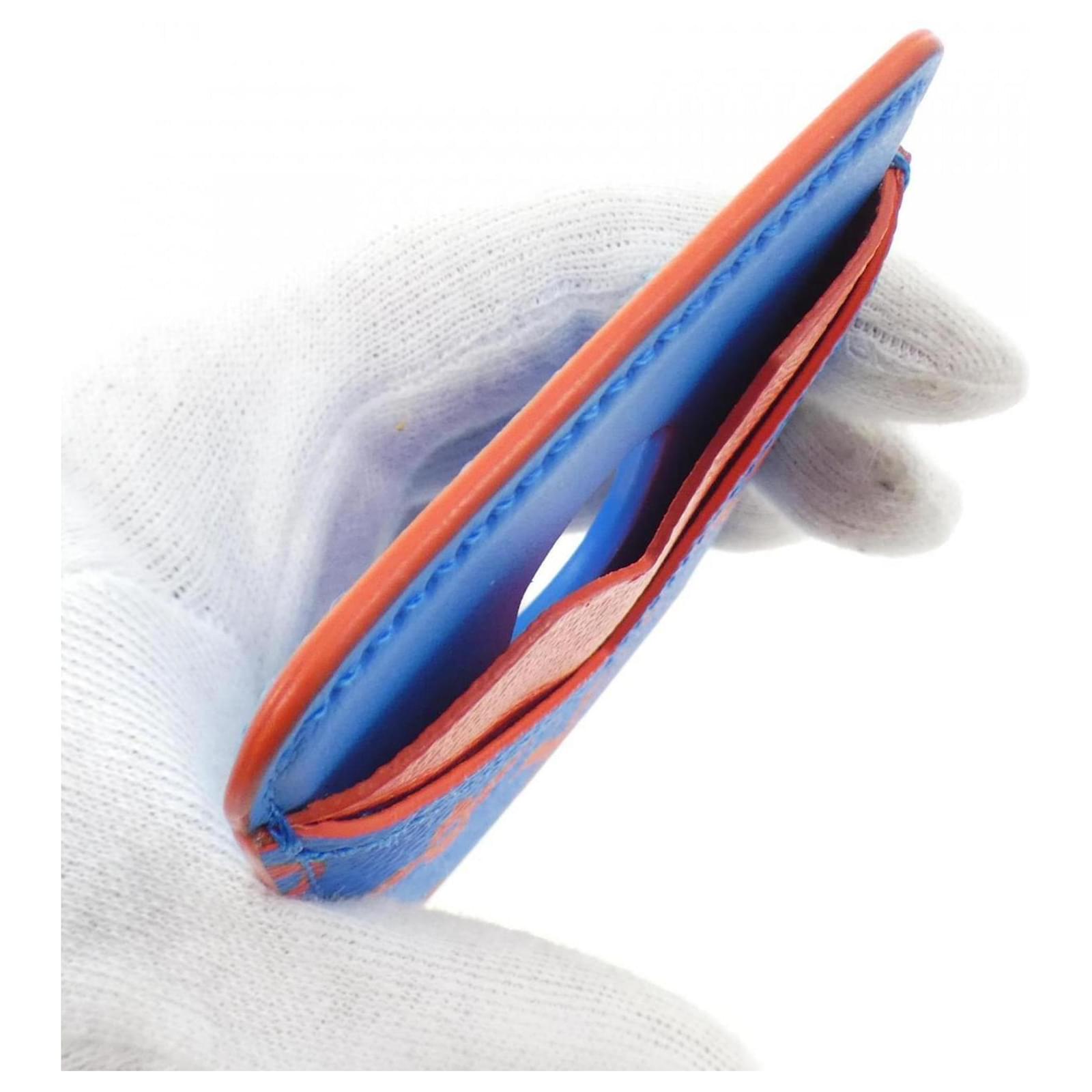 Louis Vuitton Monogram Glow Passport Cover Blue Cloth  ref.2401877