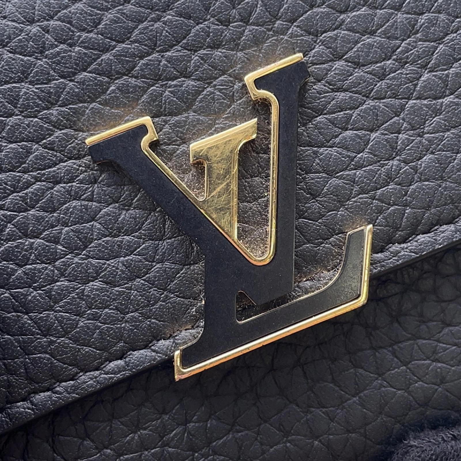 Capucines Louis Vuitton Taurillon Leather Wallet Black  ref.2403064