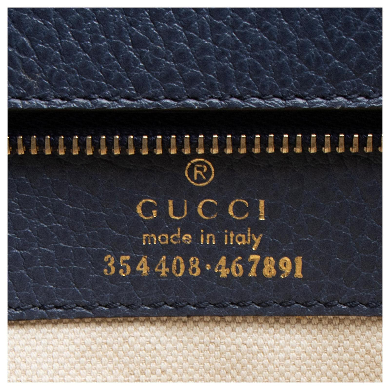 小物 GUCCI/made-in-italy VTG Gucci made in Italy full GG Logo Gold medal clasp