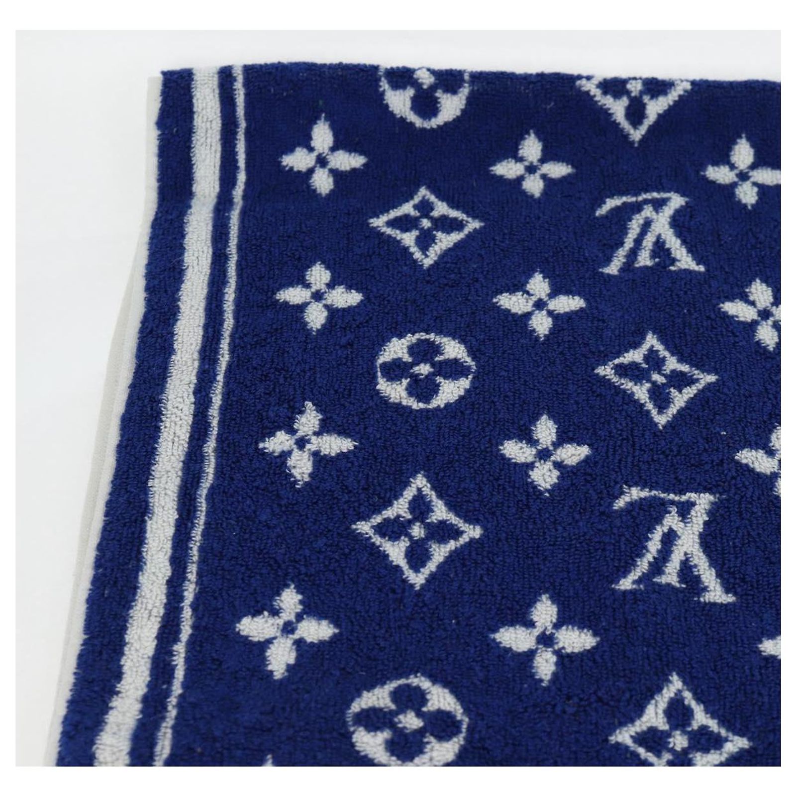 LOUIS VUITTON Monogram Beach Towel Serviette Towel Pile M77752 LV