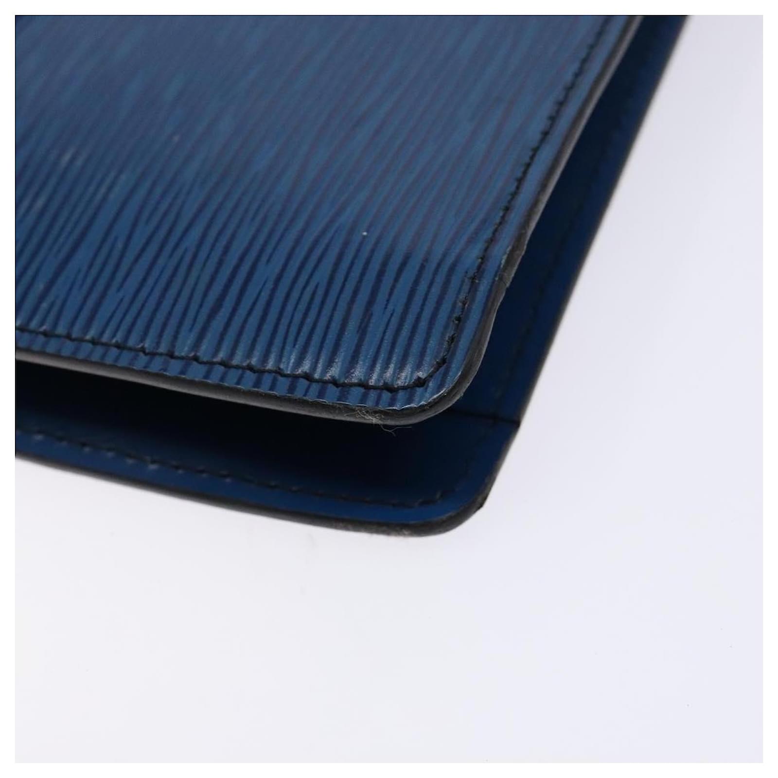 LOUIS VUITTON Epi Montaigne 27 Clutch Bag Blue M52655 LV Auth 135873 Leather ref.2404658