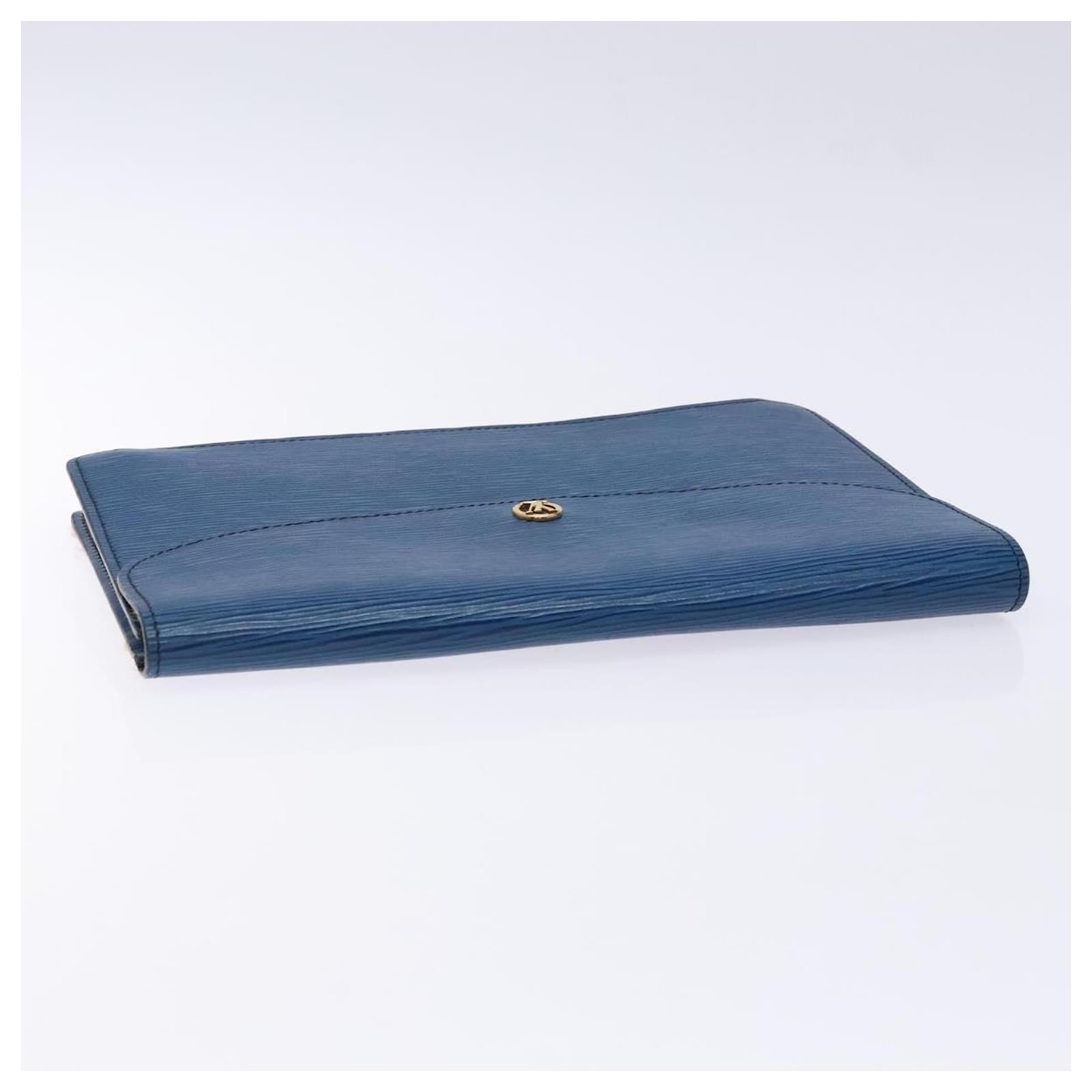 LOUIS VUITTON Epi Montaigne 27 Clutch Bag Blue M52655 LV Auth 135873 Leather ref.2404658