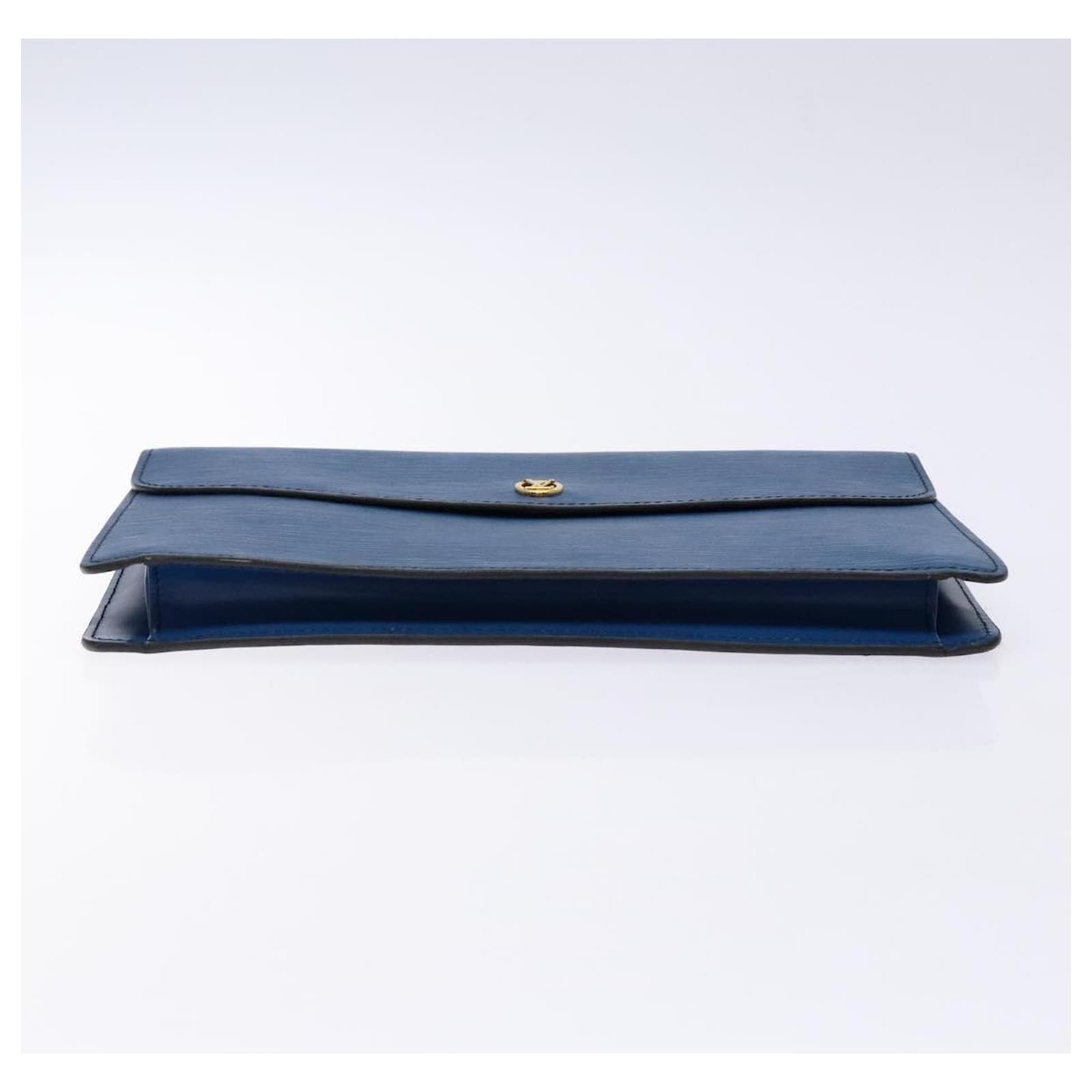 LOUIS VUITTON Epi Montaigne 27 Clutch Bag Blue M52655 LV Auth 135873 Leather ref.2404658
