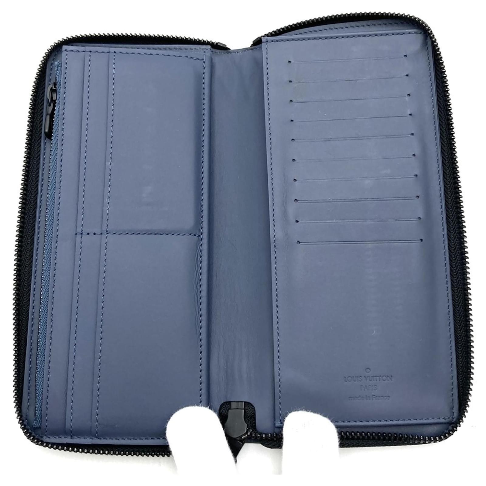 Louis Vuitton Monogram Shadow Long Wallet Blue Navy blue Cloth  ref.2410037