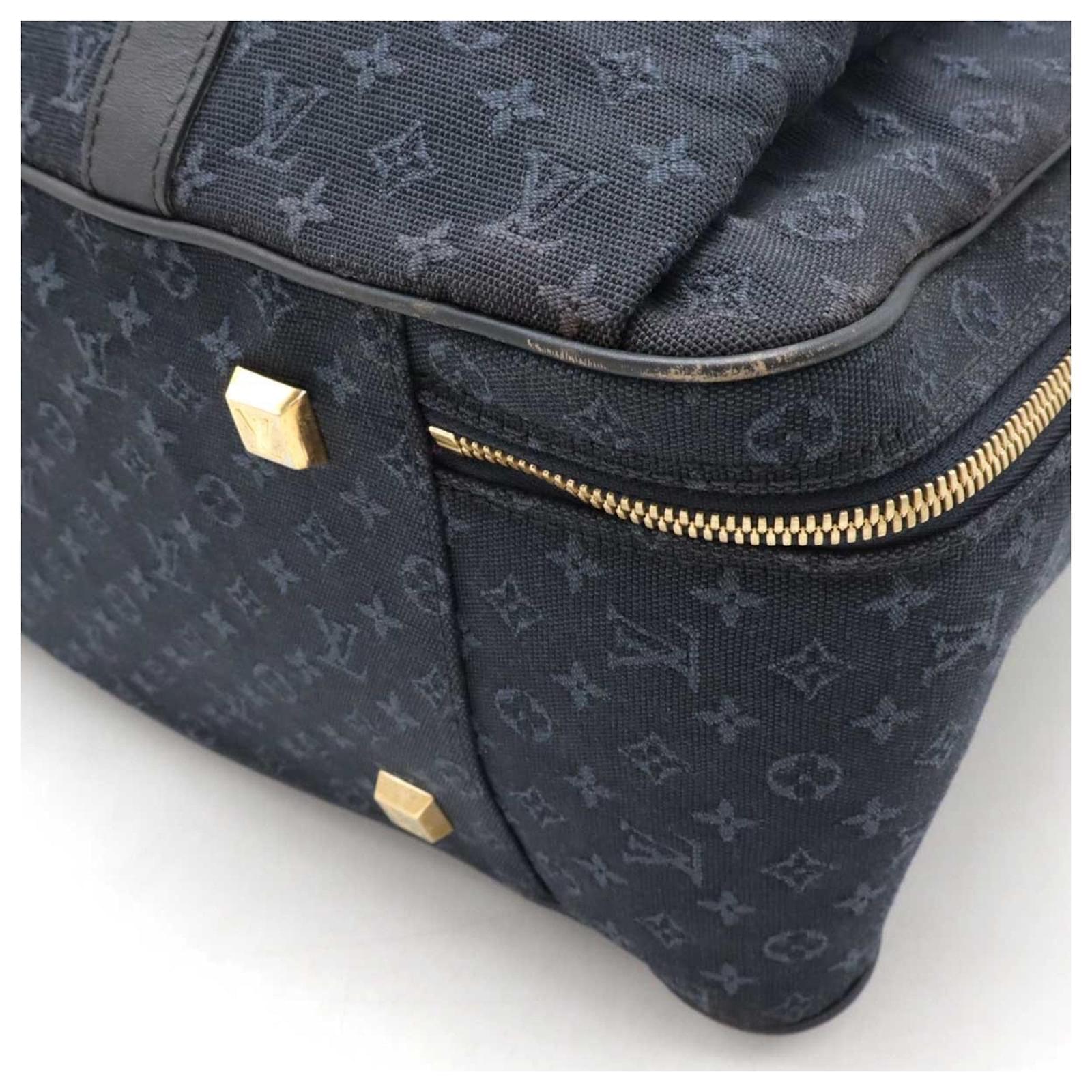 Louis Vuitton Claudine Blue Cloth  ref.2414269