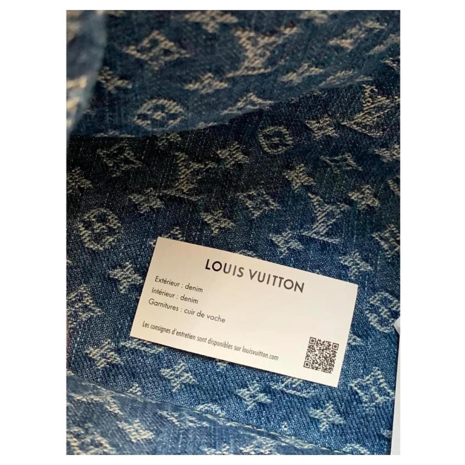 Louis Vuitton Clutch bags Blue Denim ref.2414927