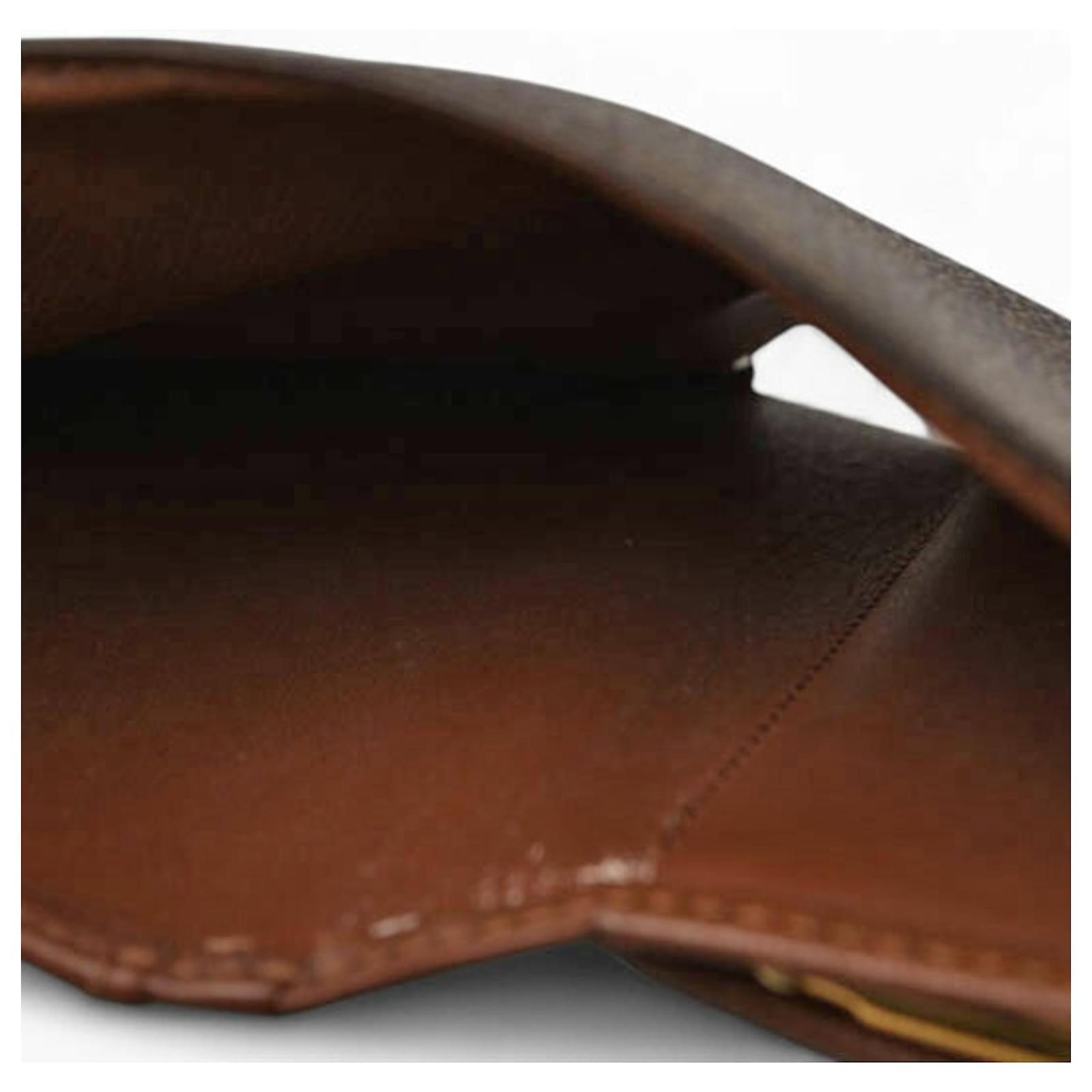 Louis Vuitton Monogram Bi-Fold Wallet Brown Patent leather  ref.2416001