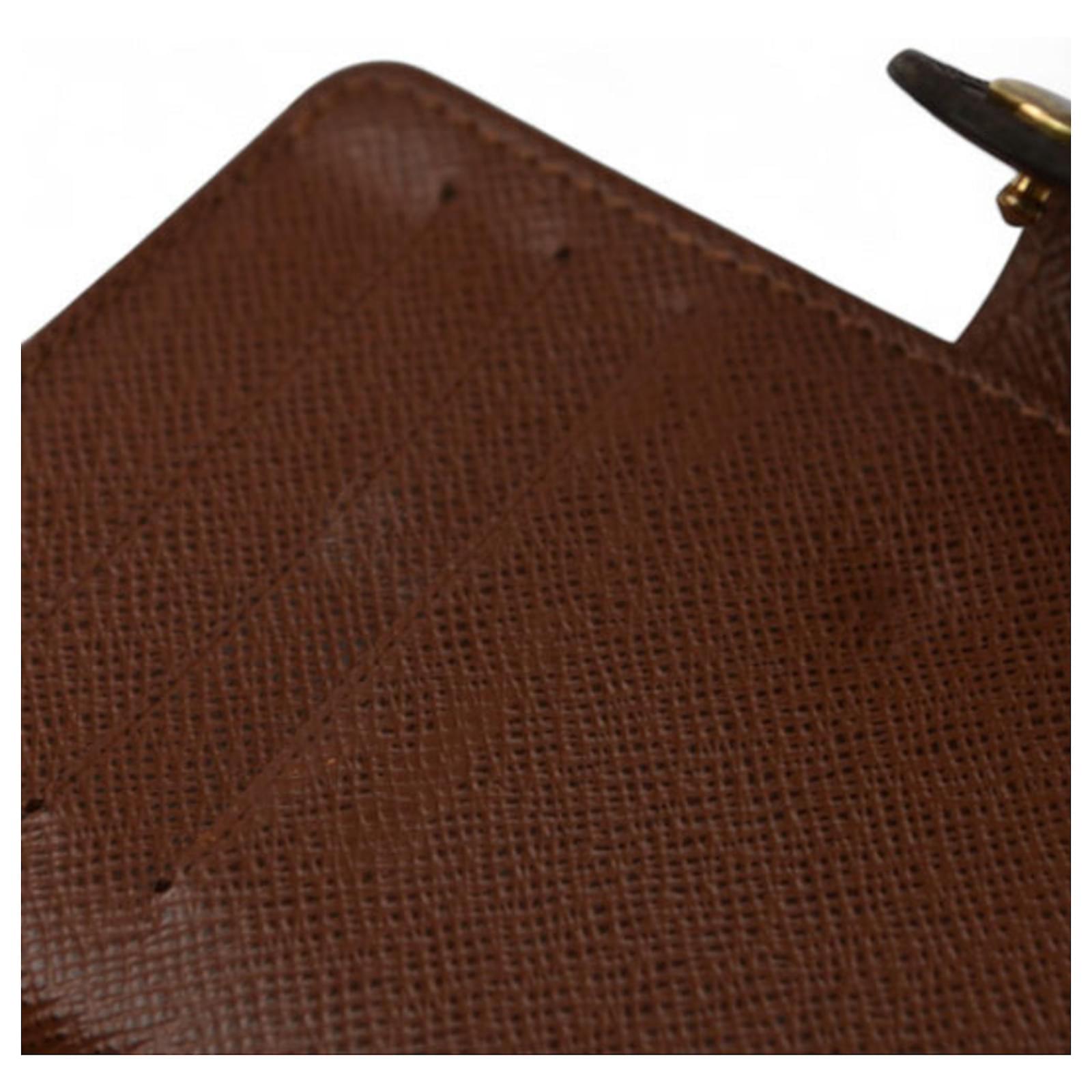 Louis Vuitton Monogram Bi-Fold Wallet Brown Patent leather  ref.2416001
