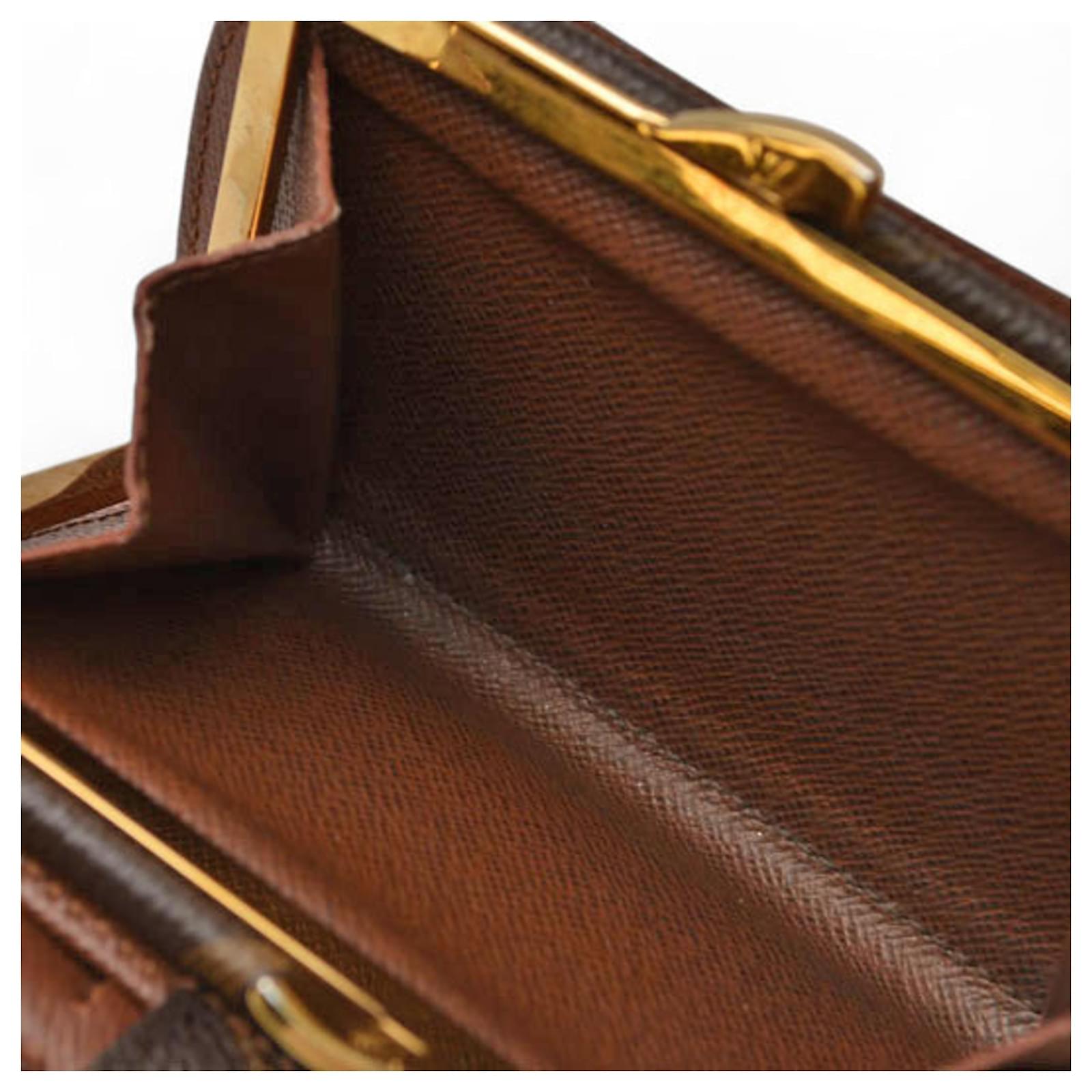 Louis Vuitton Monogram Bi-Fold Wallet Brown Patent leather  ref.2416001