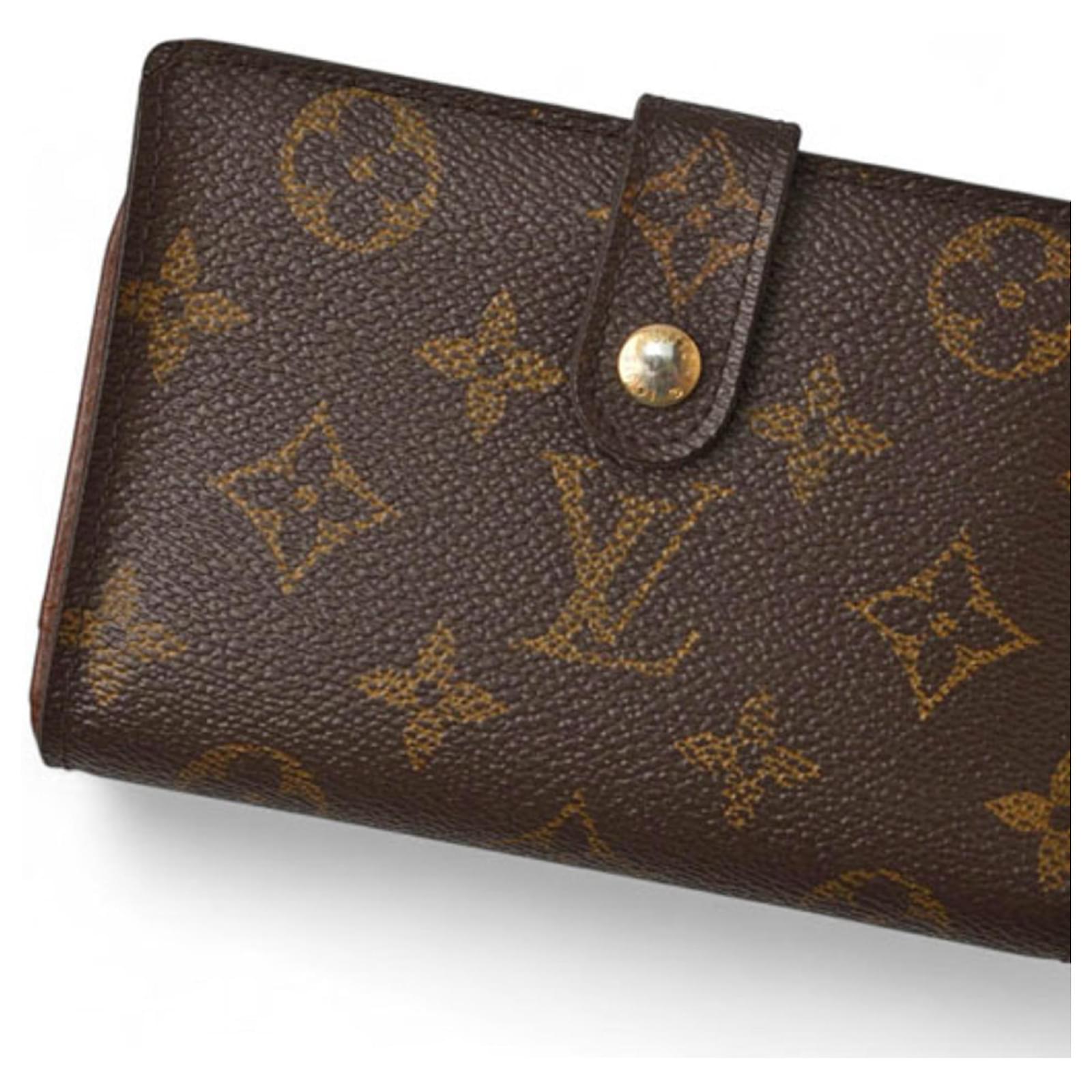 Louis Vuitton Monogram Bi-Fold Wallet Brown Patent leather  ref.2416001