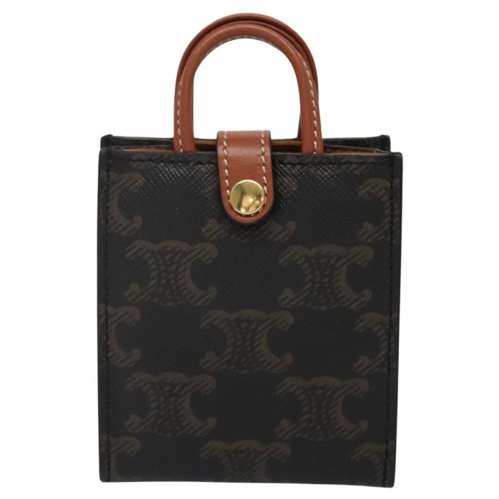 Céline CELINE Triomphe Key Case PVC Black Gold Auth 136339 Golden