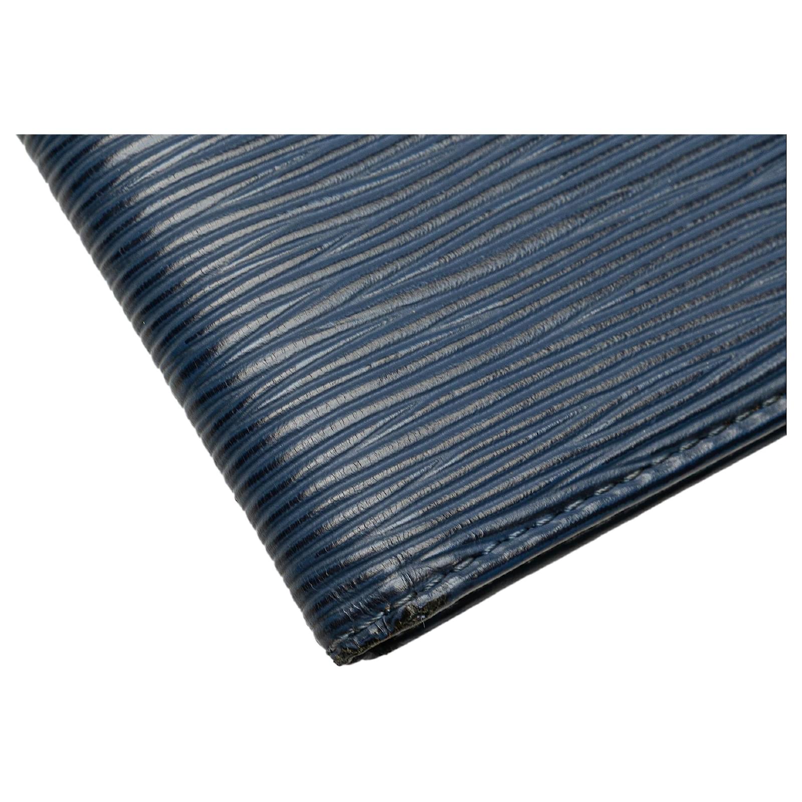 Louis Vuitton Blue Epi Bifold Wallet Leather  ref.2417154