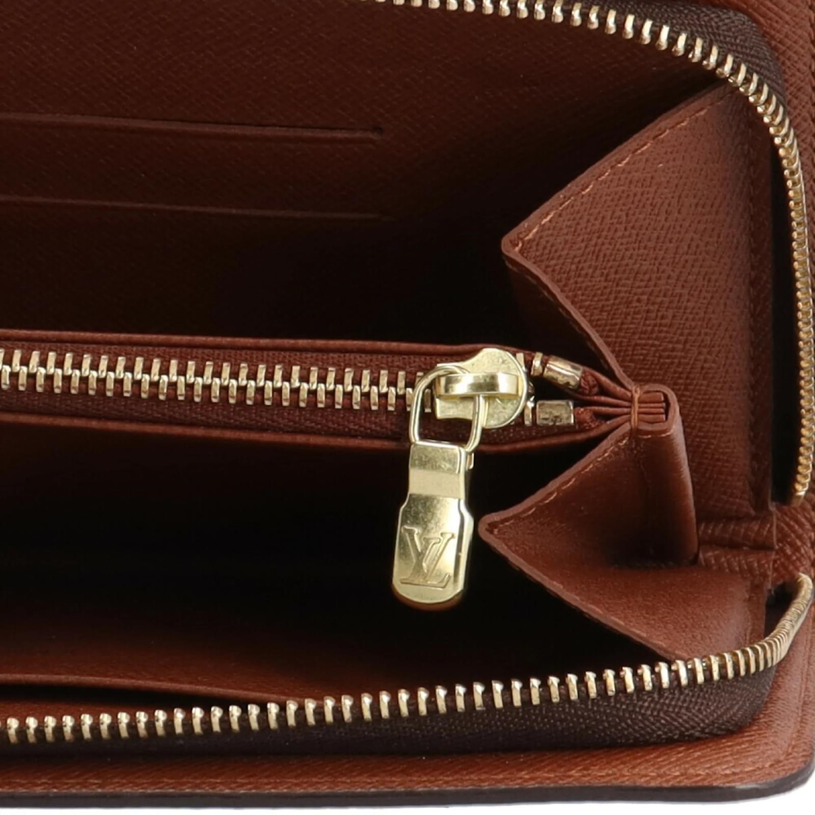 Louis Vuitton Monogram Long Wallet Brown Patent leather  ref.2417666