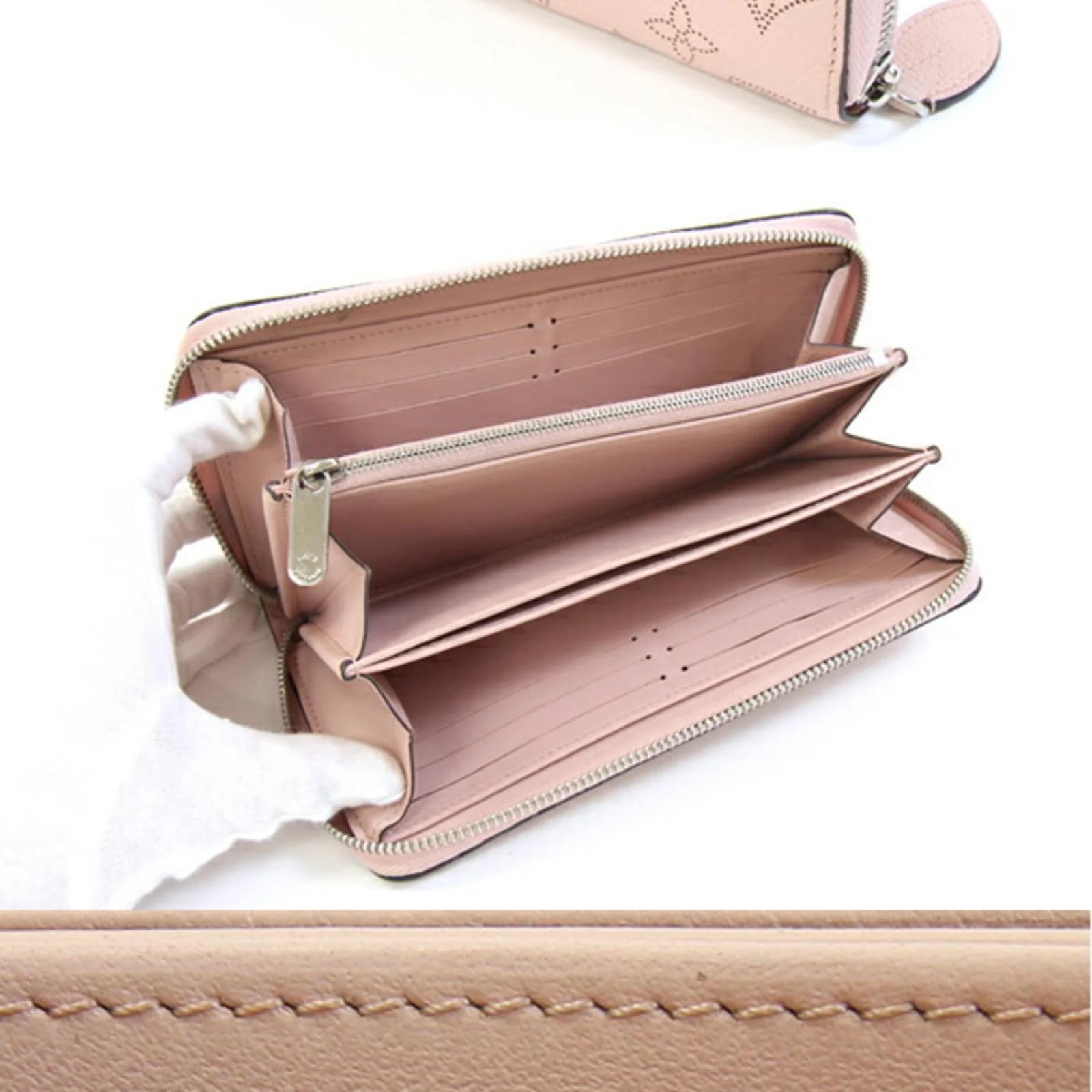 Louis Vuitton Mahina Zippy Wallet Leather  ref.2418447