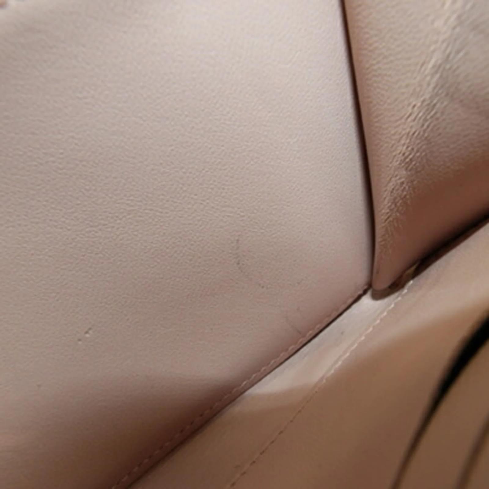 Louis Vuitton Mahina Zippy Wallet Leather  ref.2418447