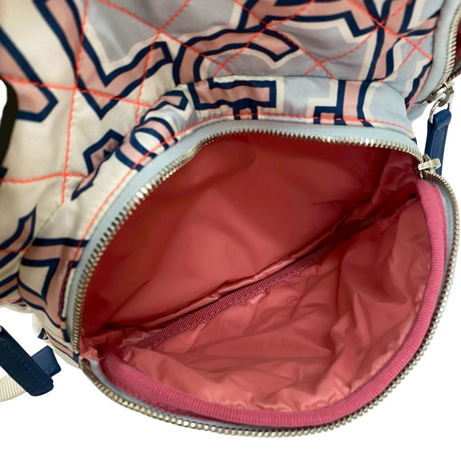 Chanel CC Logo Sac Quilted Neon Backpack Nylon Blue Chanel Coco Mark Logo Neon Quilted Mini Backpack Pink White  main image 2