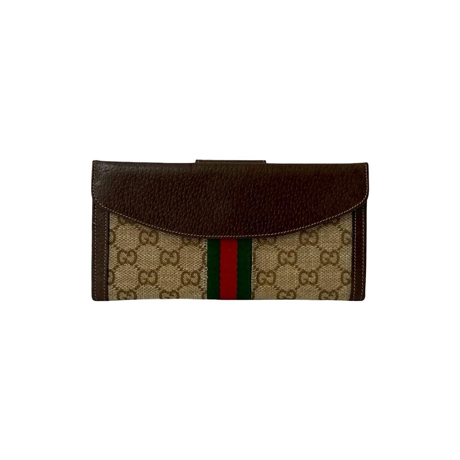 小物 GUCCI Logo Long Wallet GG jumbo bi-fold wallet in black leather | GUCCI® CZ