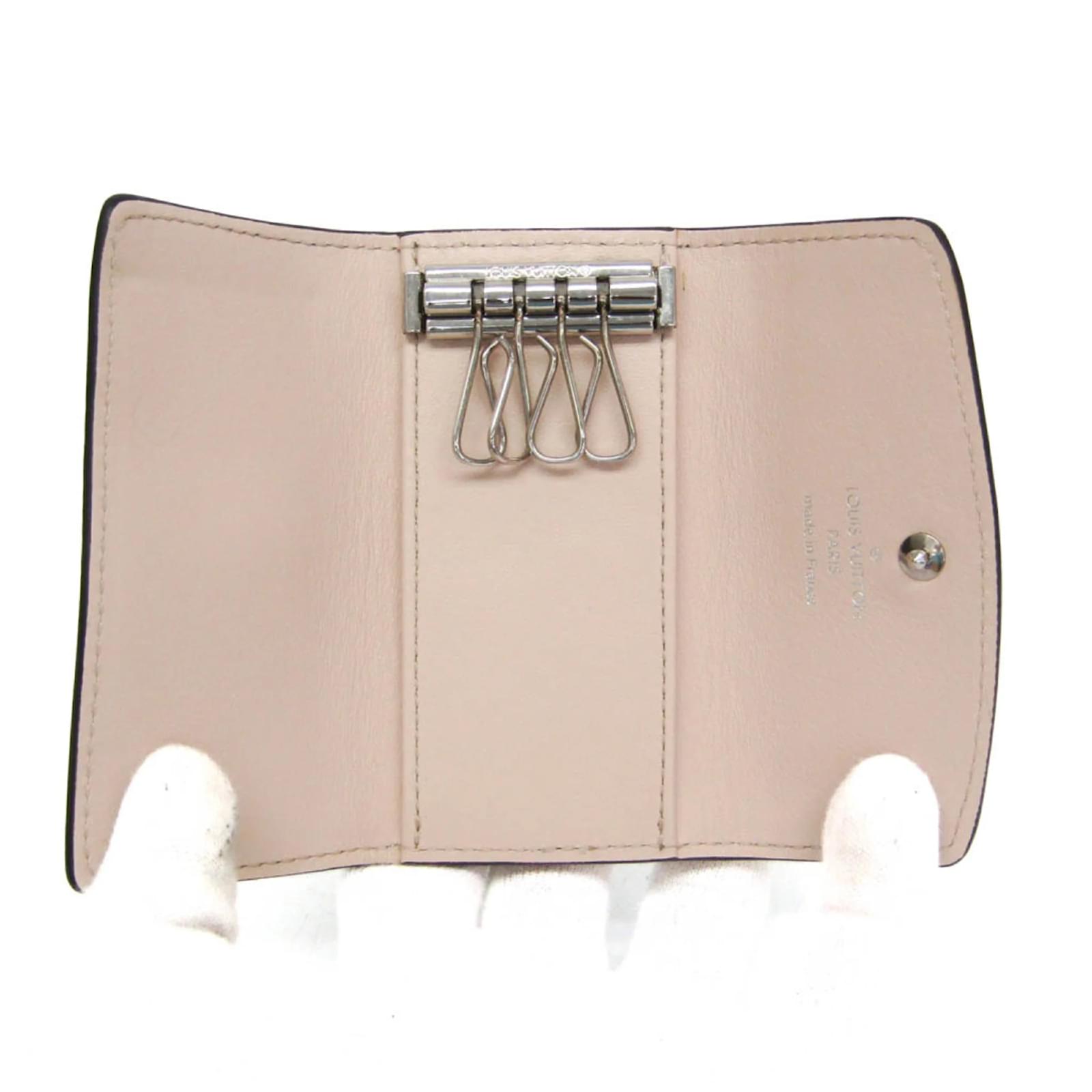 Louis Vuitton Mahina 4 Key Holder Beige Leather  ref.2420722