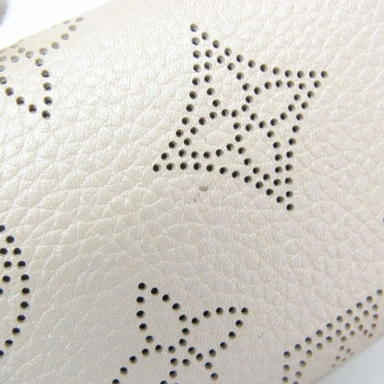 Louis Vuitton Mahina 4 Key Holder Beige Leather  ref.2420722