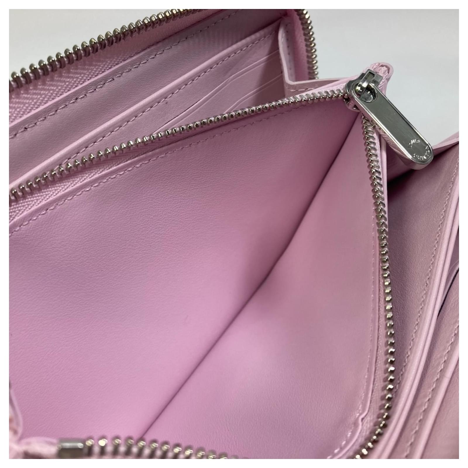 Louis Vuitton Mahina Zippy Wallet Purple Leather  ref.2421126