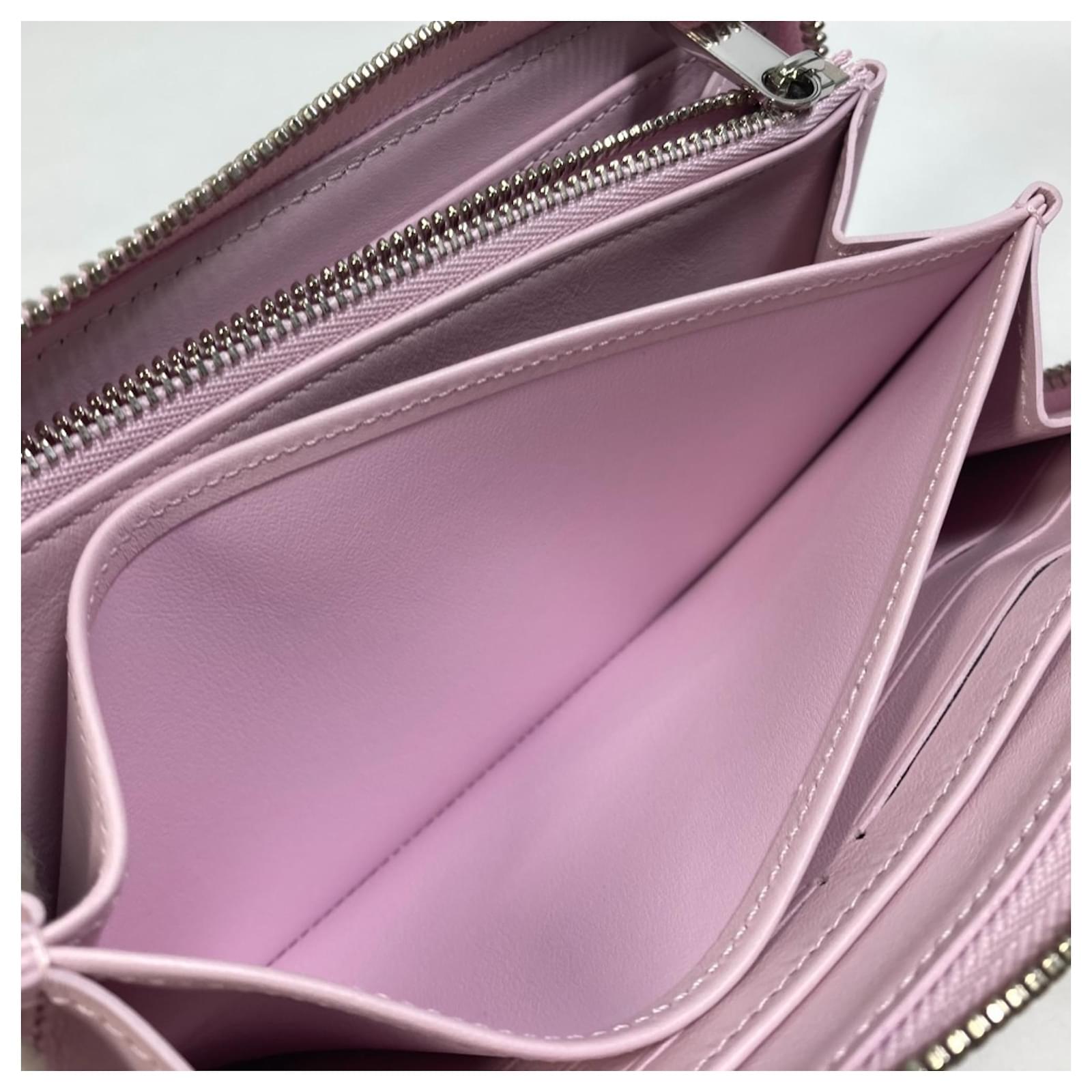 Louis Vuitton Mahina Zippy Wallet Purple Leather  ref.2421126