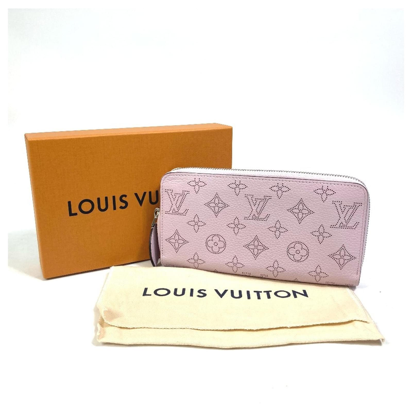 Louis Vuitton Mahina Zippy Wallet Purple Leather  ref.2421126