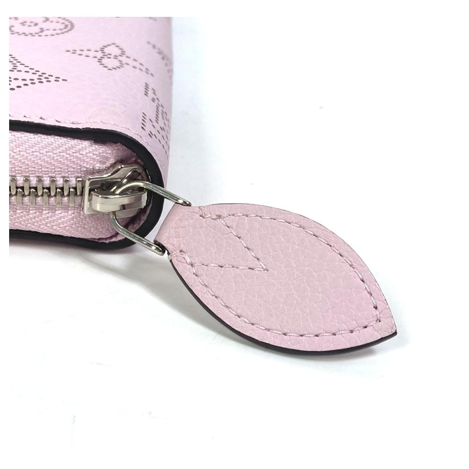 Louis Vuitton Mahina Zippy Wallet Purple Leather  ref.2421126