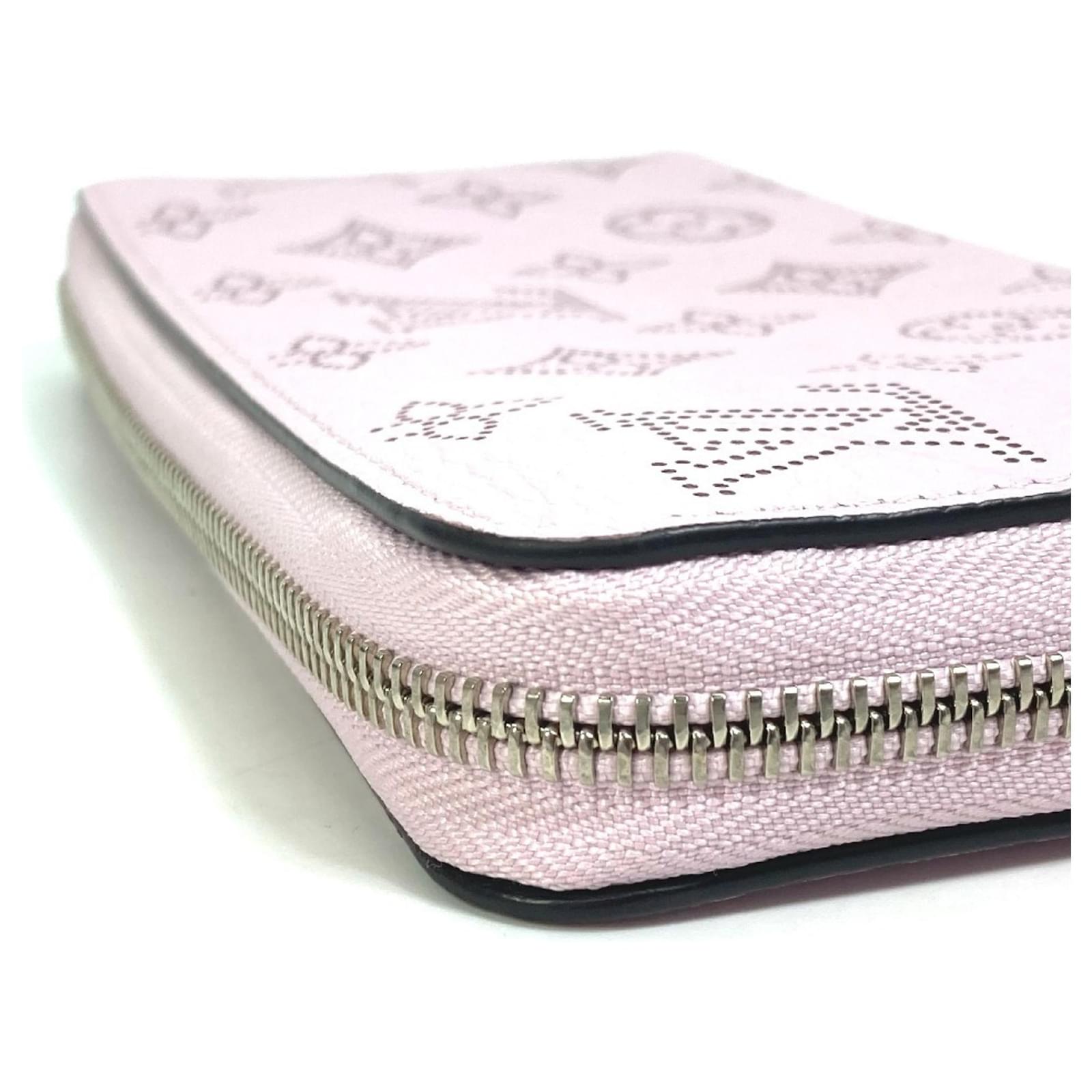 Louis Vuitton Mahina Zippy Wallet Purple Leather  ref.2421126