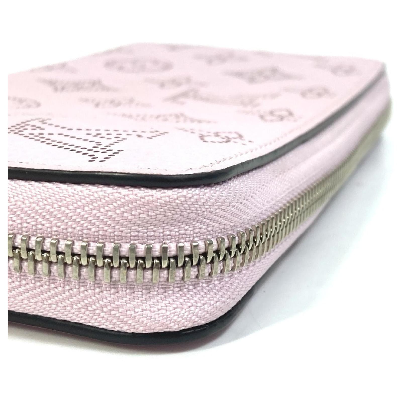 Louis Vuitton Mahina Zippy Wallet Purple Leather  ref.2421126