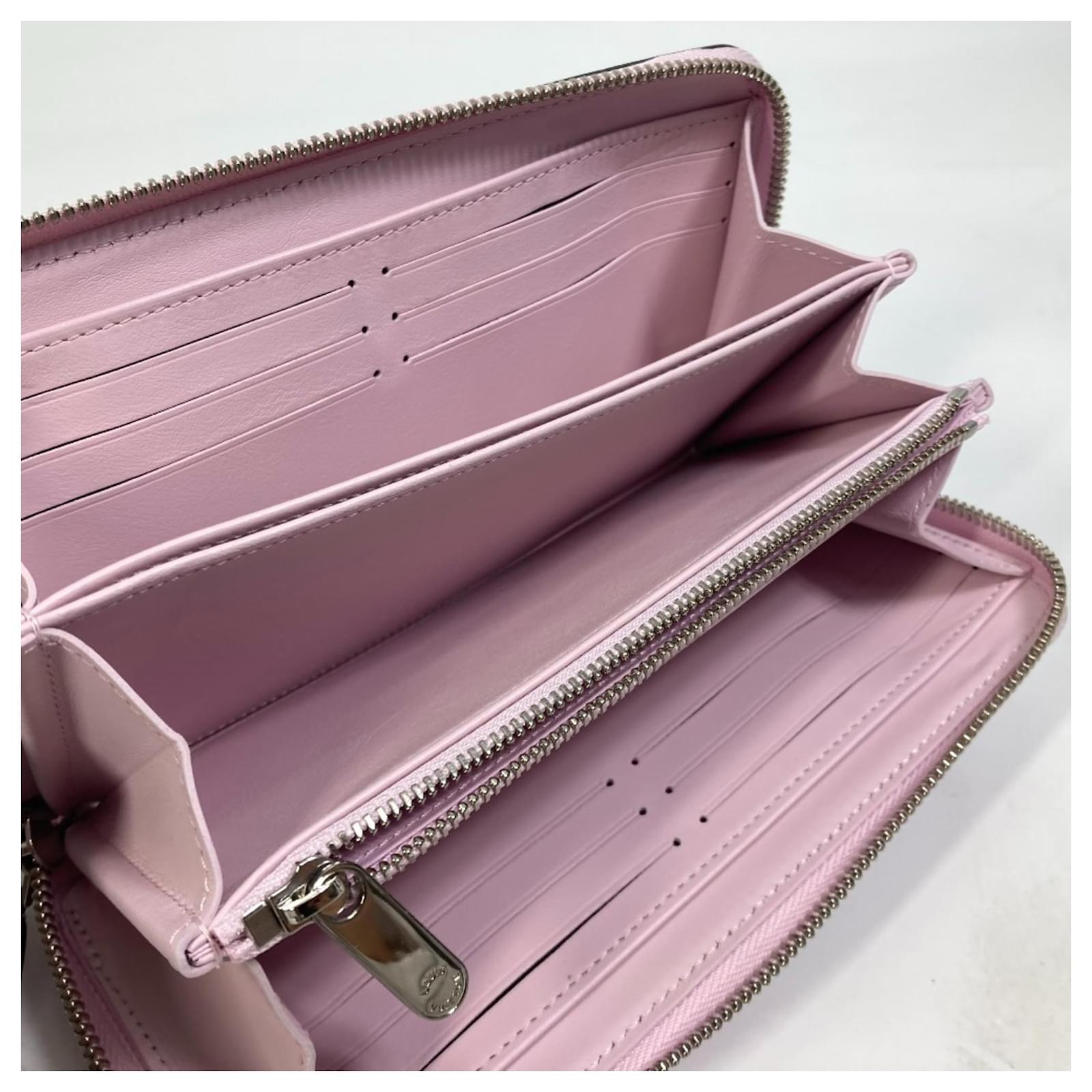Louis Vuitton Mahina Zippy Wallet Purple Leather  ref.2421126