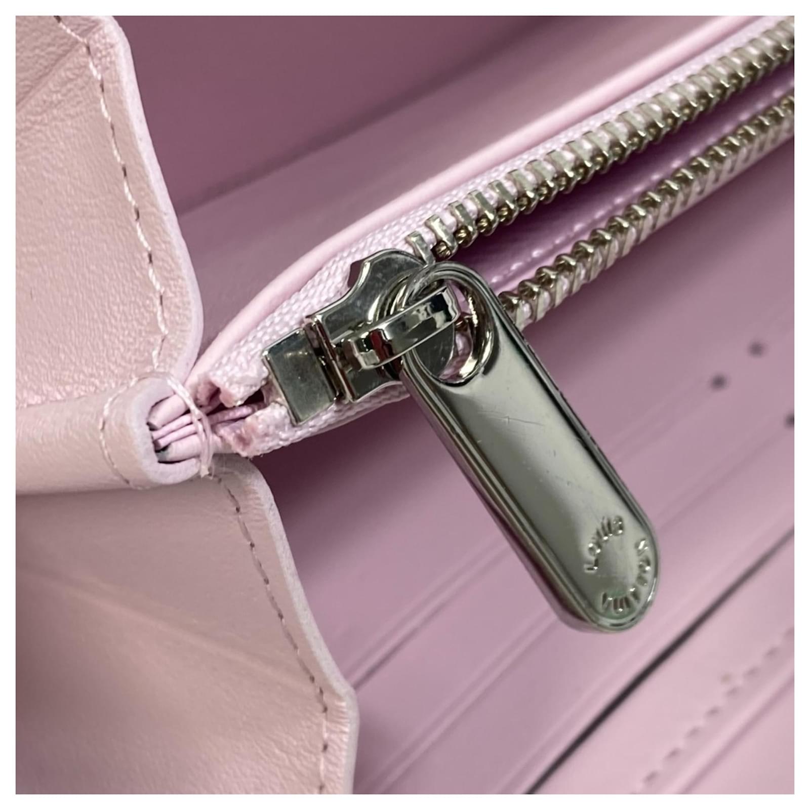 Louis Vuitton Mahina Zippy Wallet Purple Leather  ref.2421126