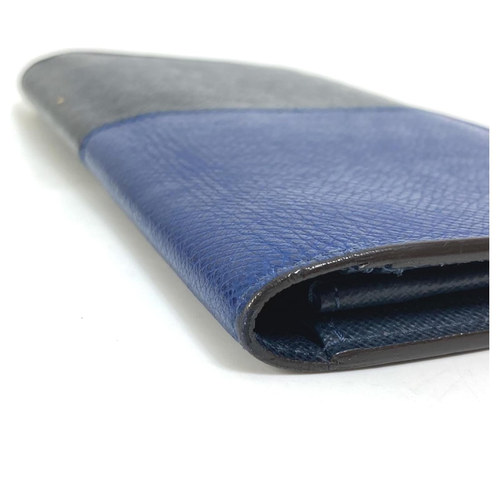 Louis Vuitton Taiga V Portefeuille Brazza NM Bifold Long Wallet Blue Navy blue Leather  ref.2422160