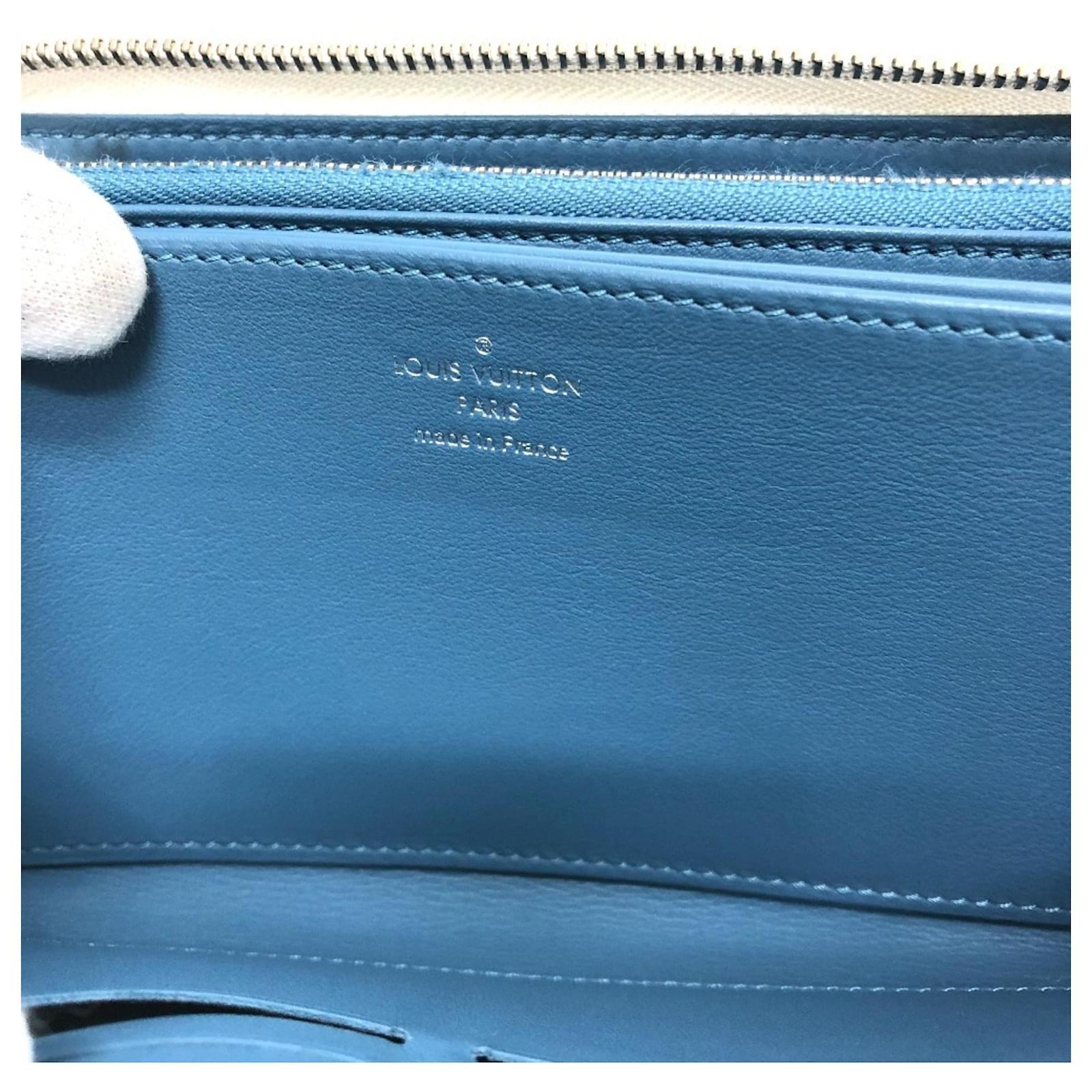 Louis Vuitton Monogram Mahina Zippy Wallet White Leather  ref.2423747