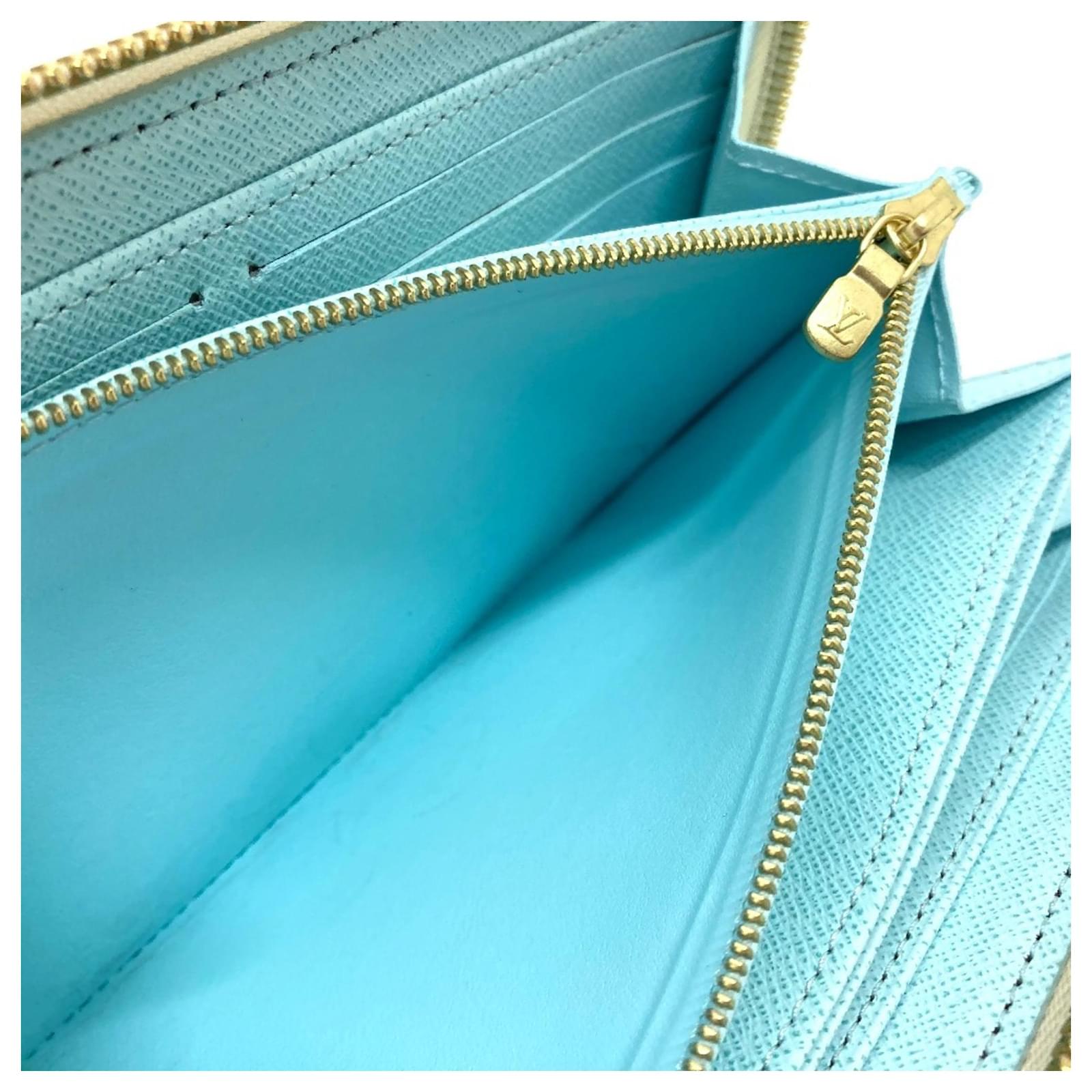 Louis Vuitton Monogram Giant By the Pool Zippy Wallet Blue Patent leather  ref.2424344