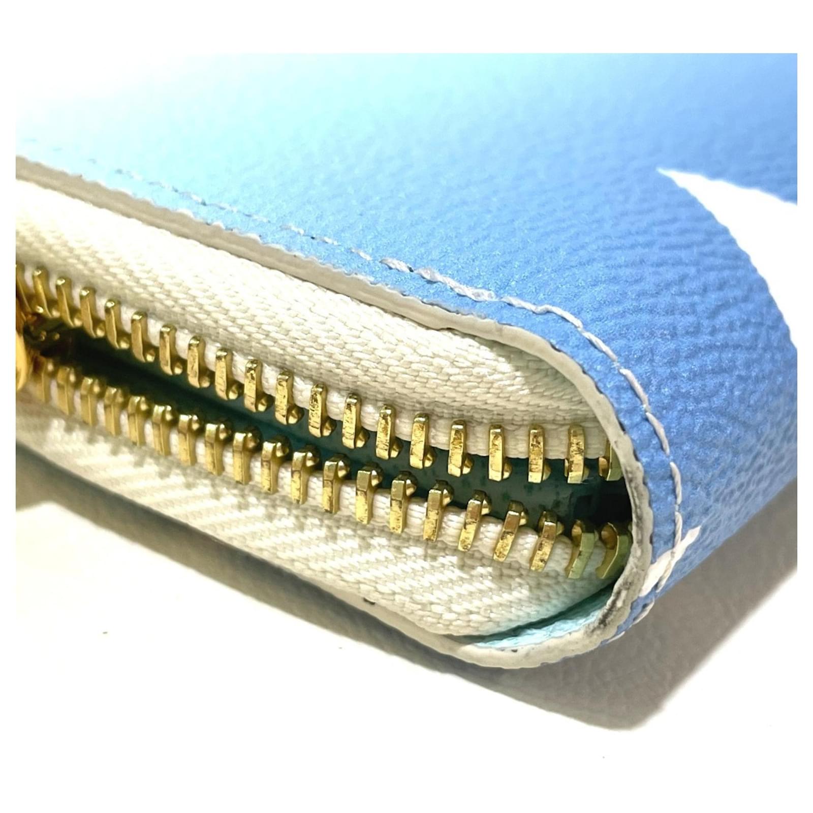 Louis Vuitton Monogram Giant By the Pool Zippy Wallet Blue Patent leather  ref.2424344