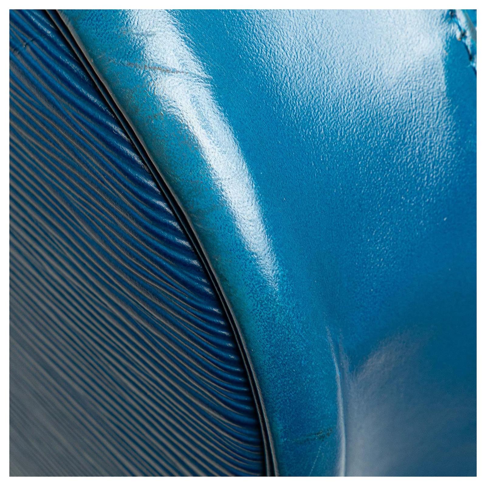 Louis Vuitton Blue Epi Randonnee PM Leather  ref.2429585