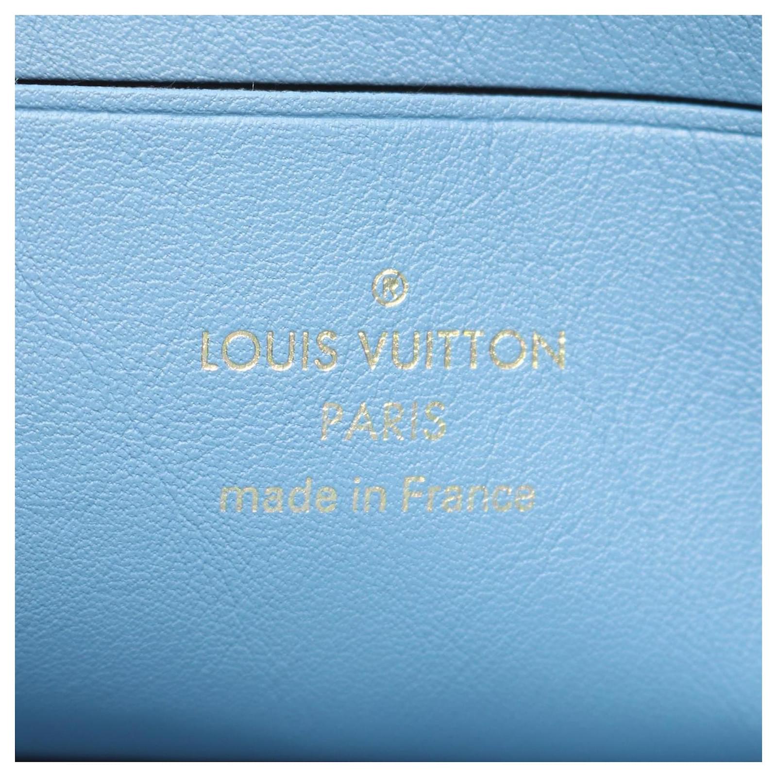 Louis Vuitton Blue Embroidered Monogram Denim New Wave Zipped Pochette Cloth ref.2429674
